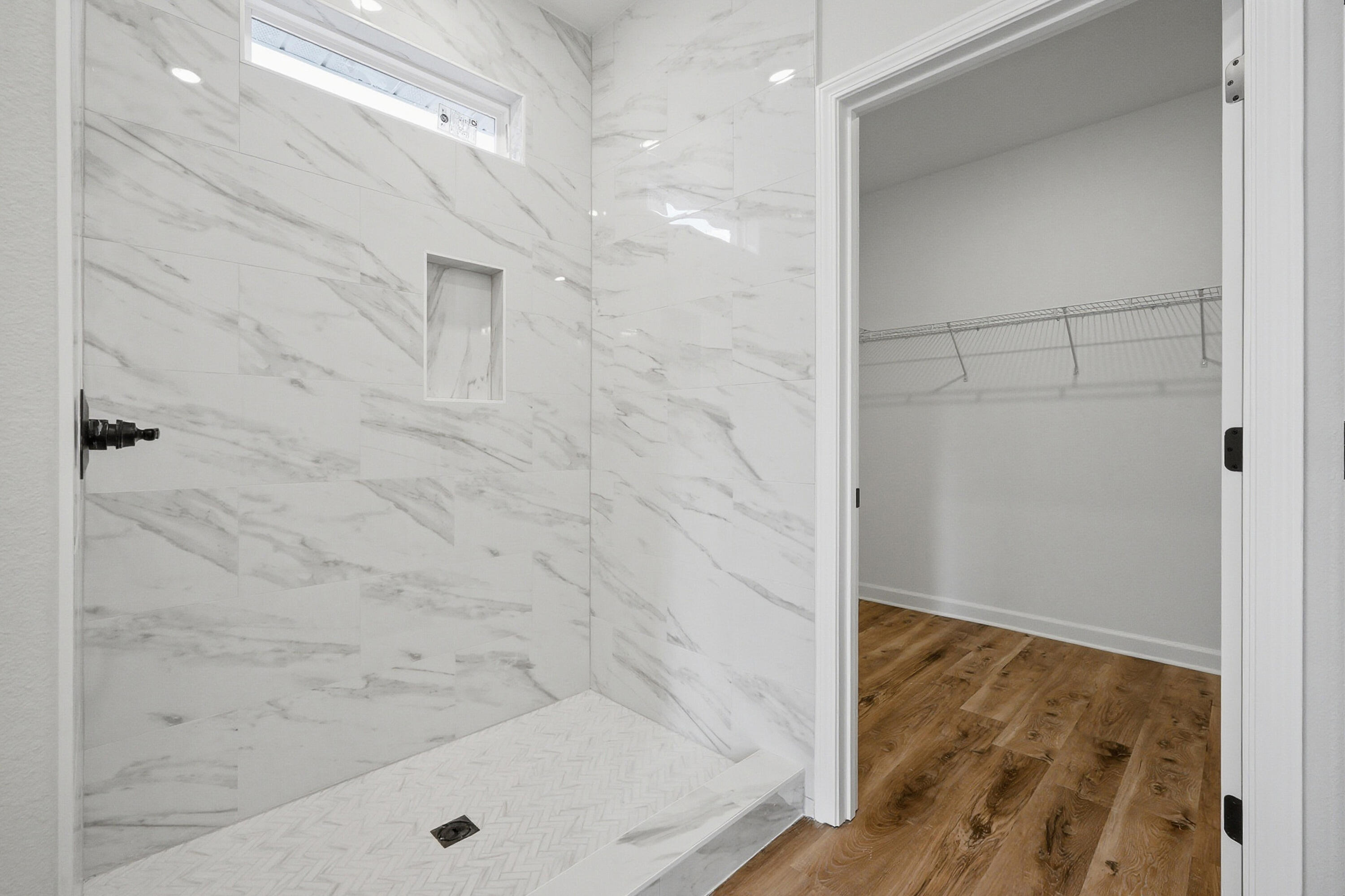 BARTON'S BEND - Residential