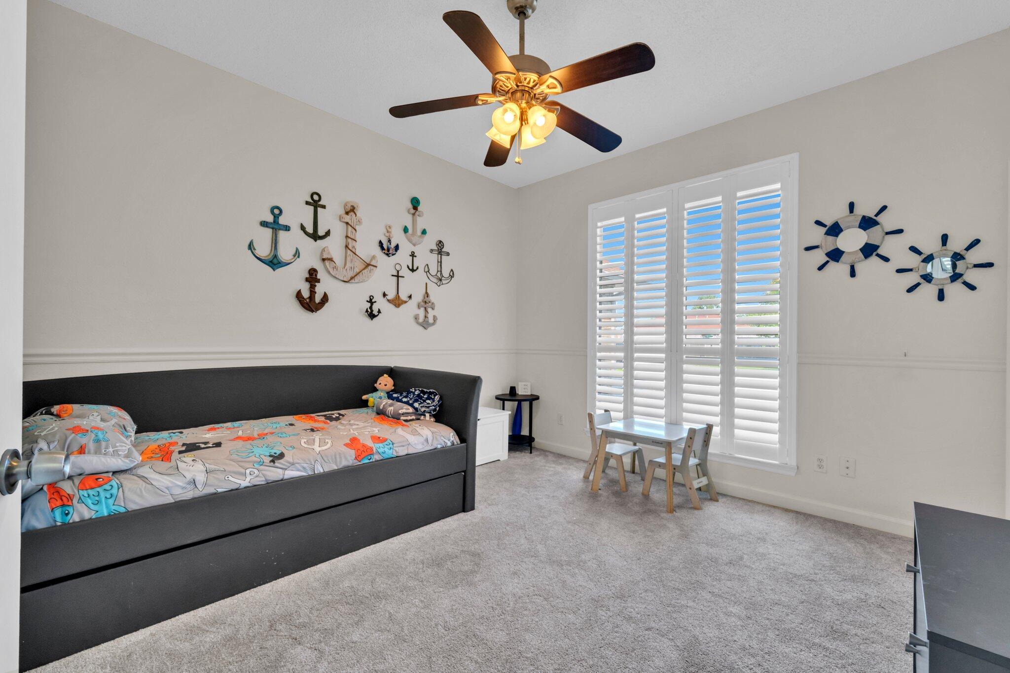 RIDGE WOOD MANOR - Residential