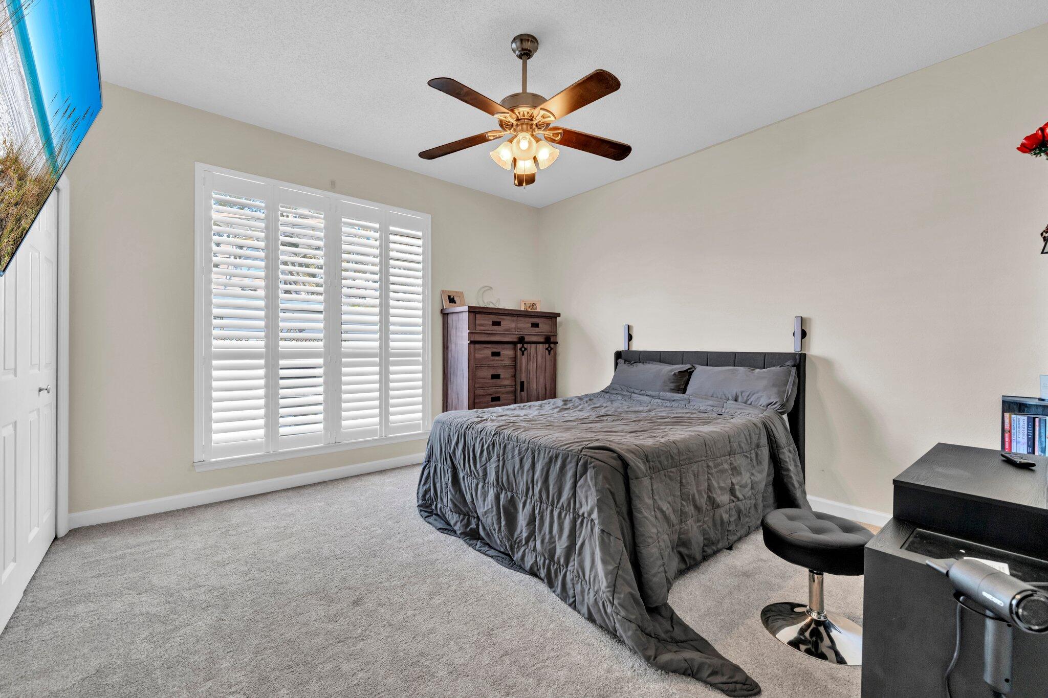 RIDGE WOOD MANOR - Residential