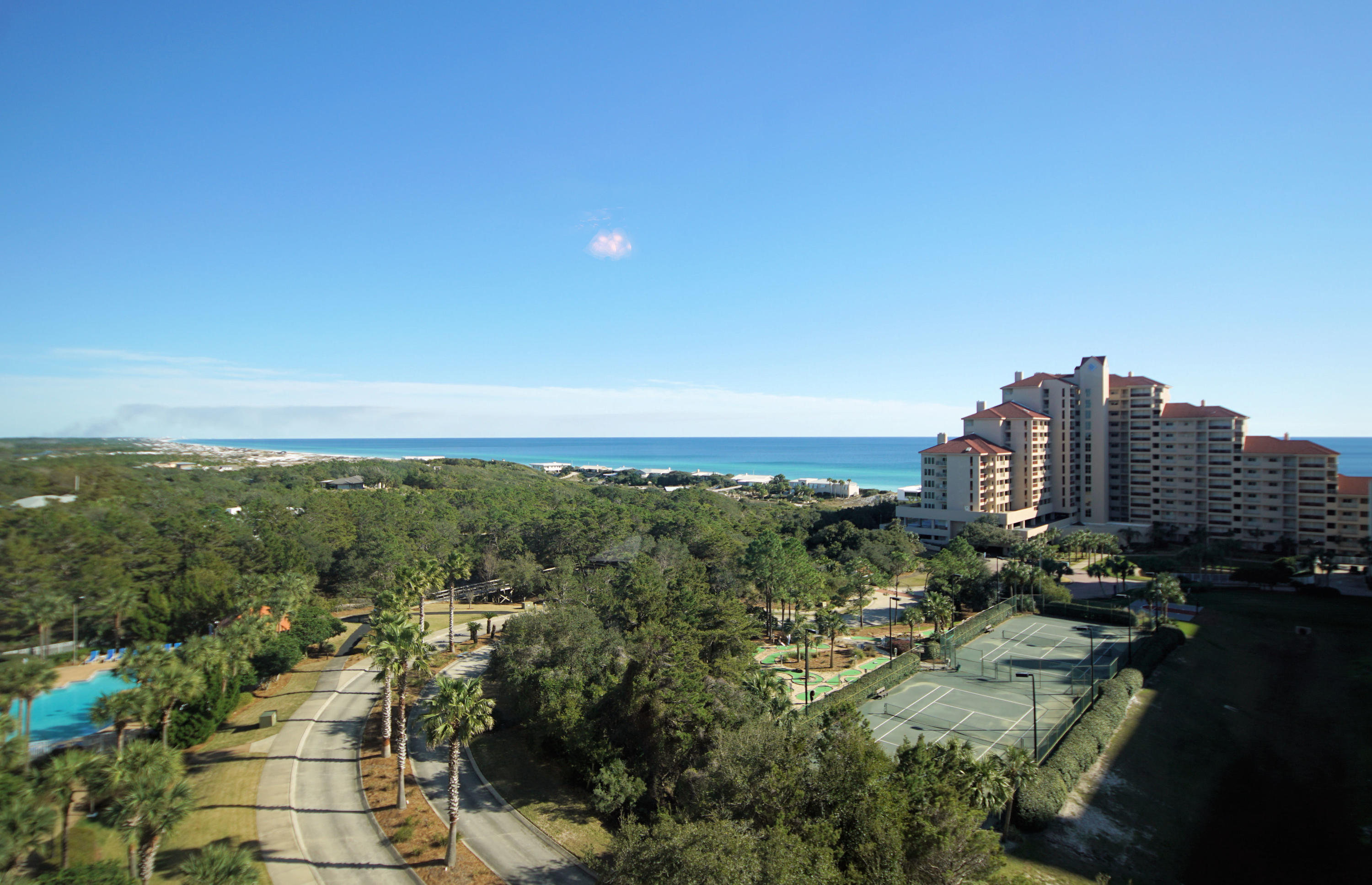 SUMMIT AT TOPS'L (THE) - Residential