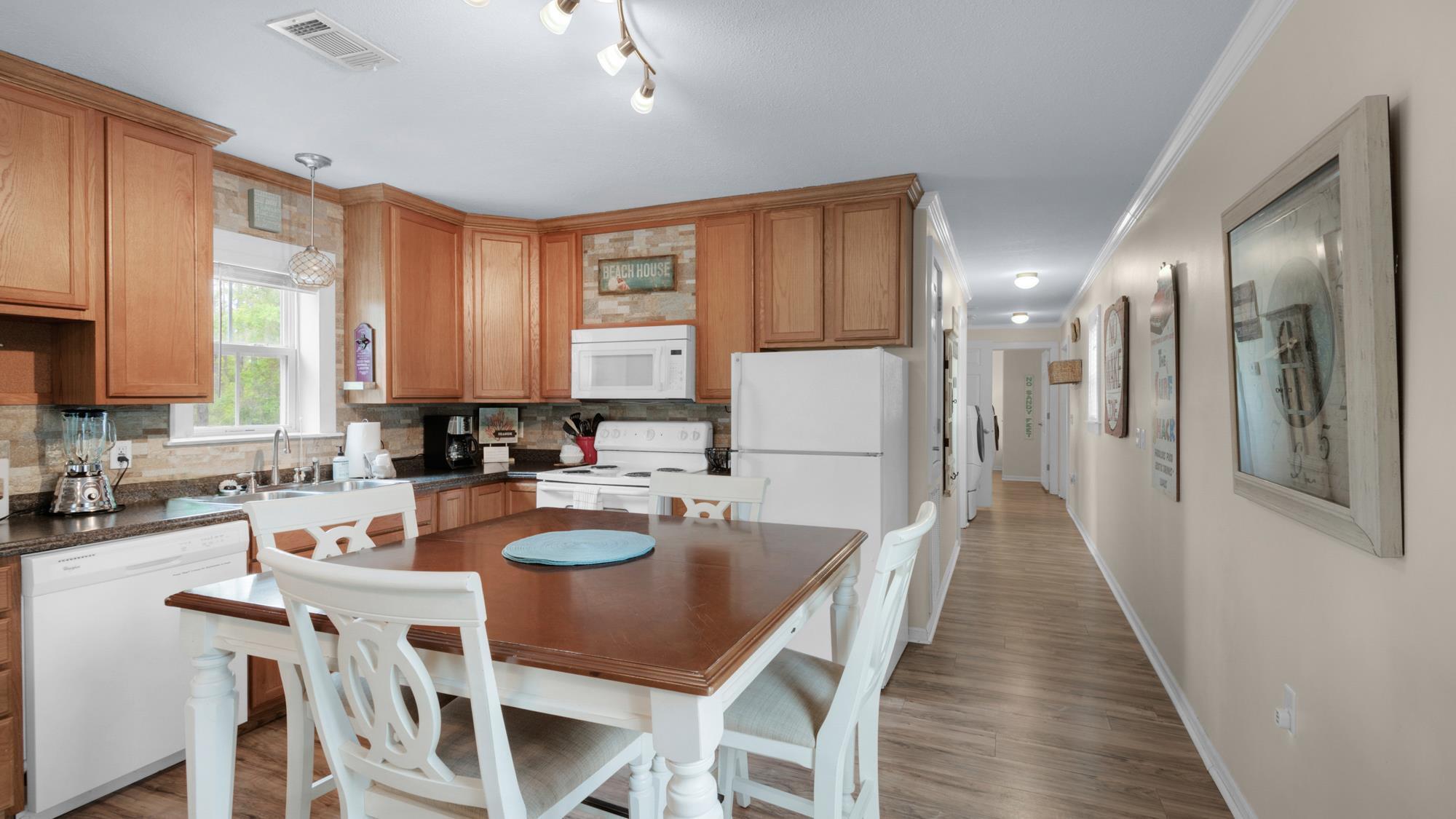 GULF SHORE MANOR - Residential Lease