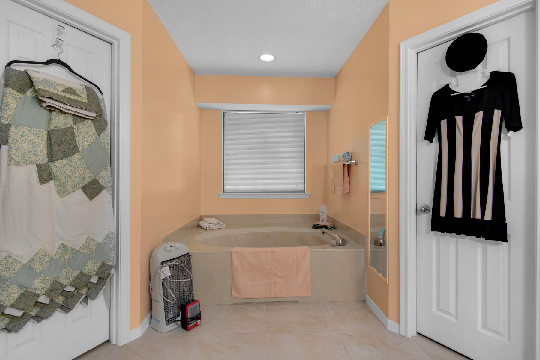 EDGEWATER VILLAGE - Residential