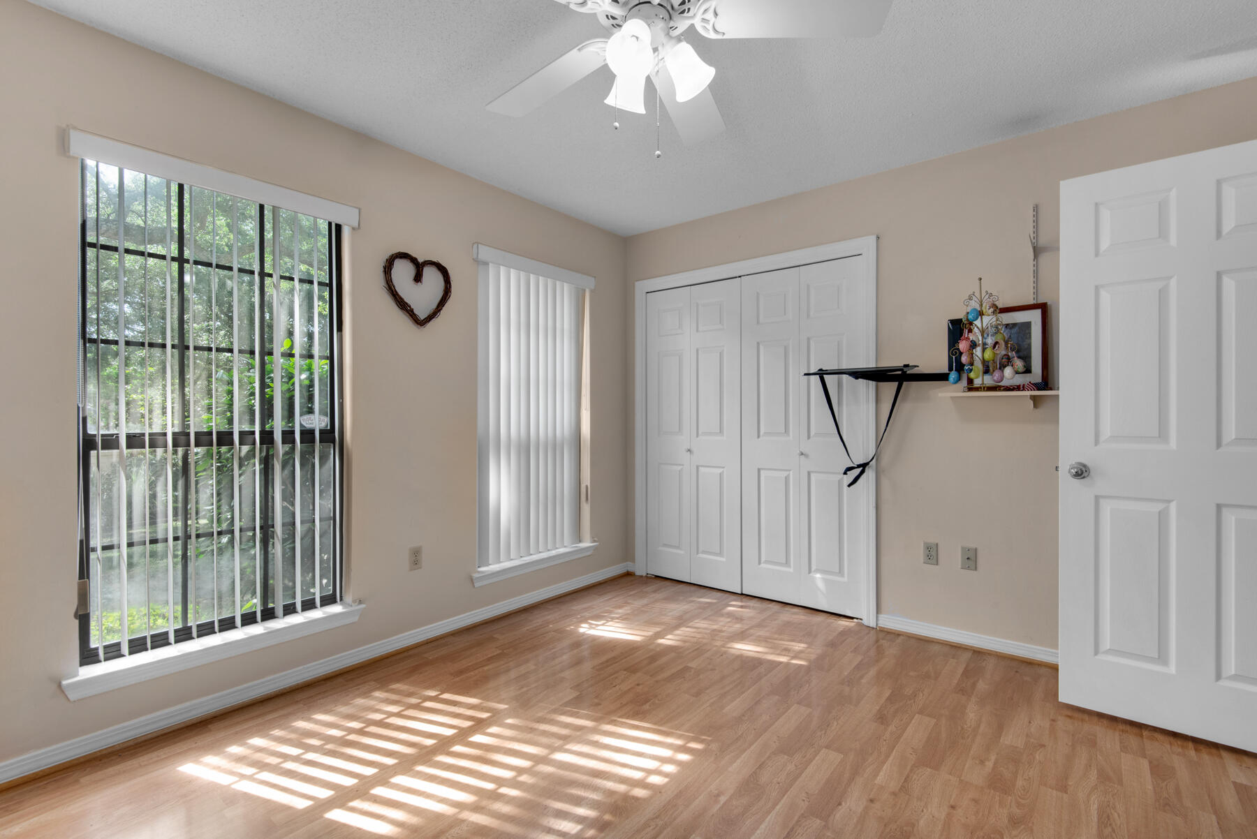 EDGEWATER VILLAGE - Residential