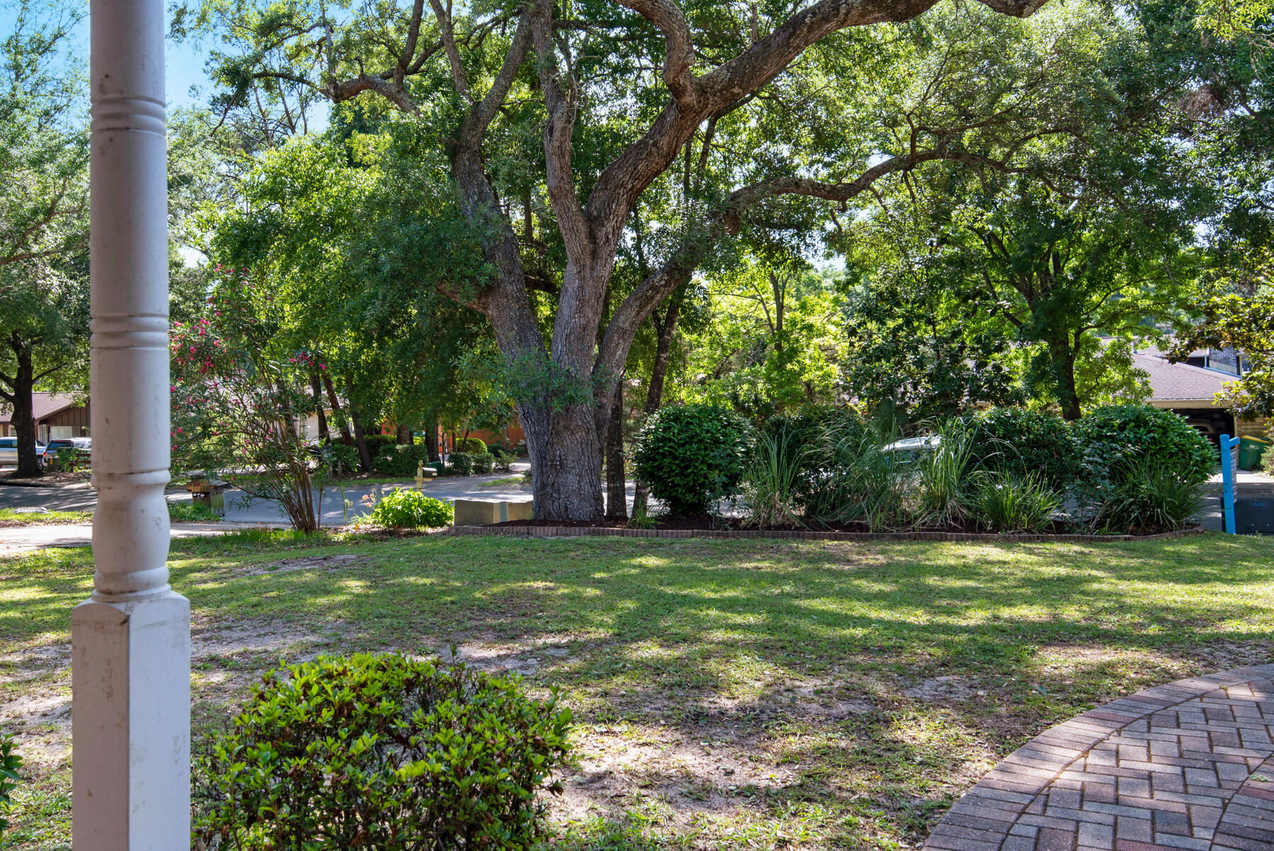 EDGEWATER VILLAGE - Residential