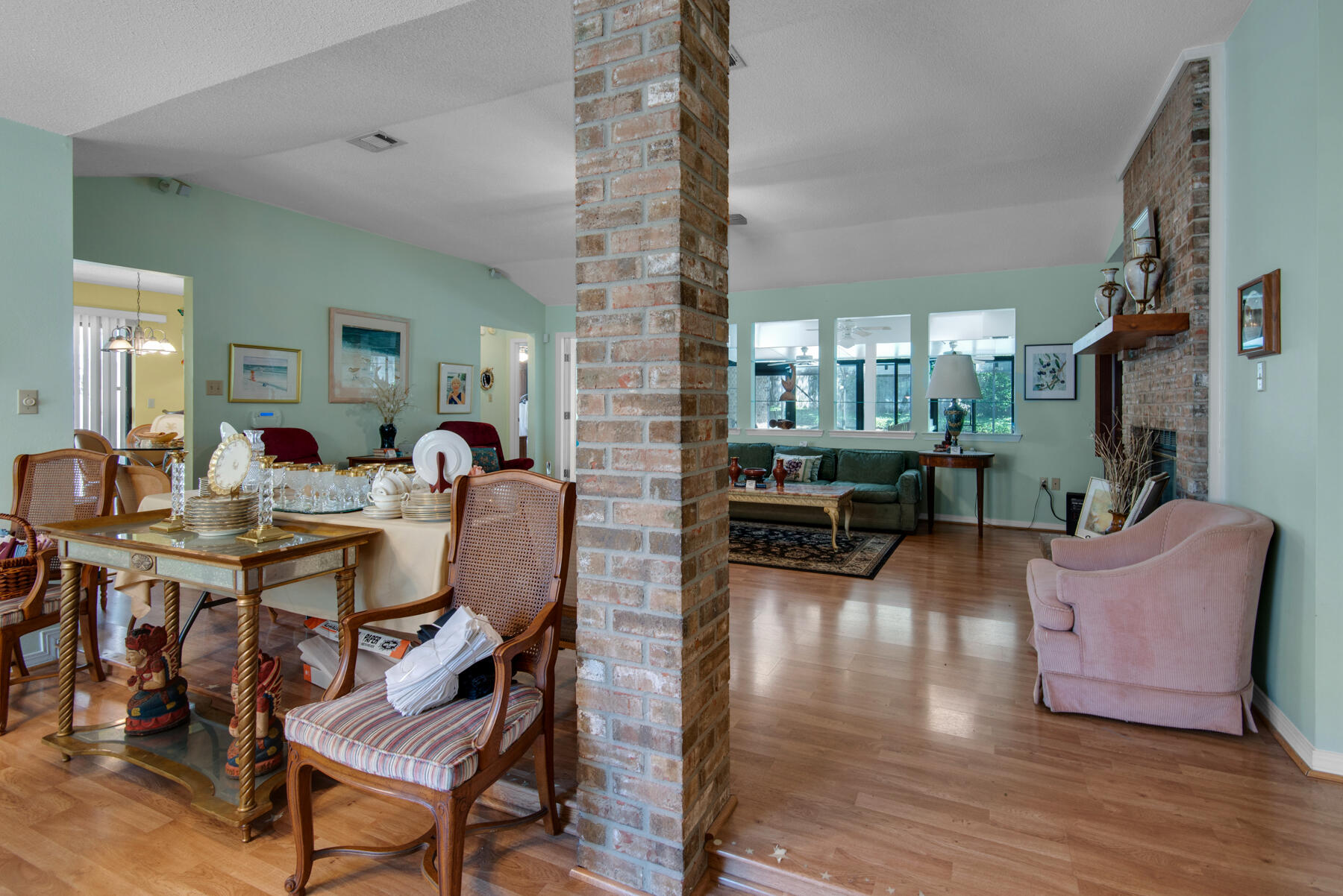 EDGEWATER VILLAGE - Residential