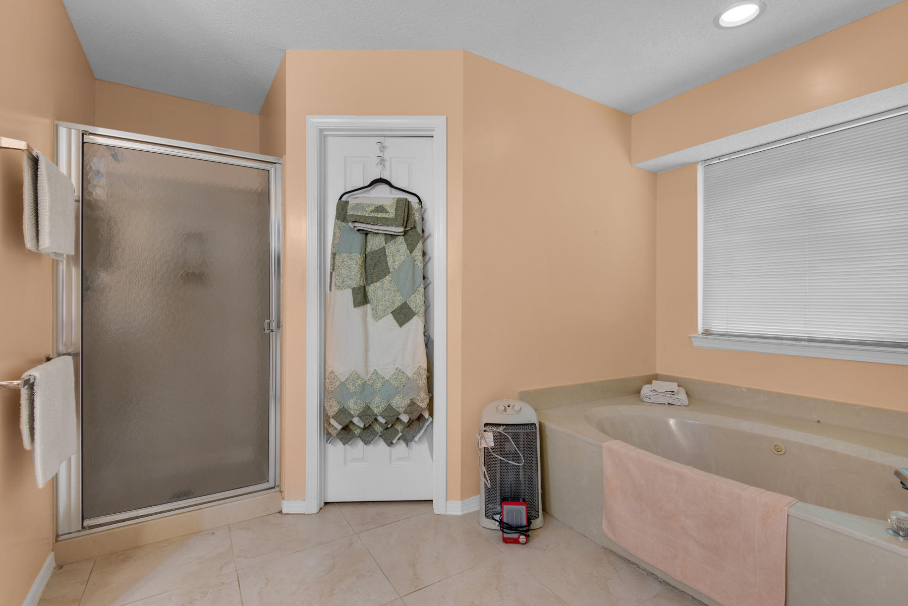 EDGEWATER VILLAGE - Residential