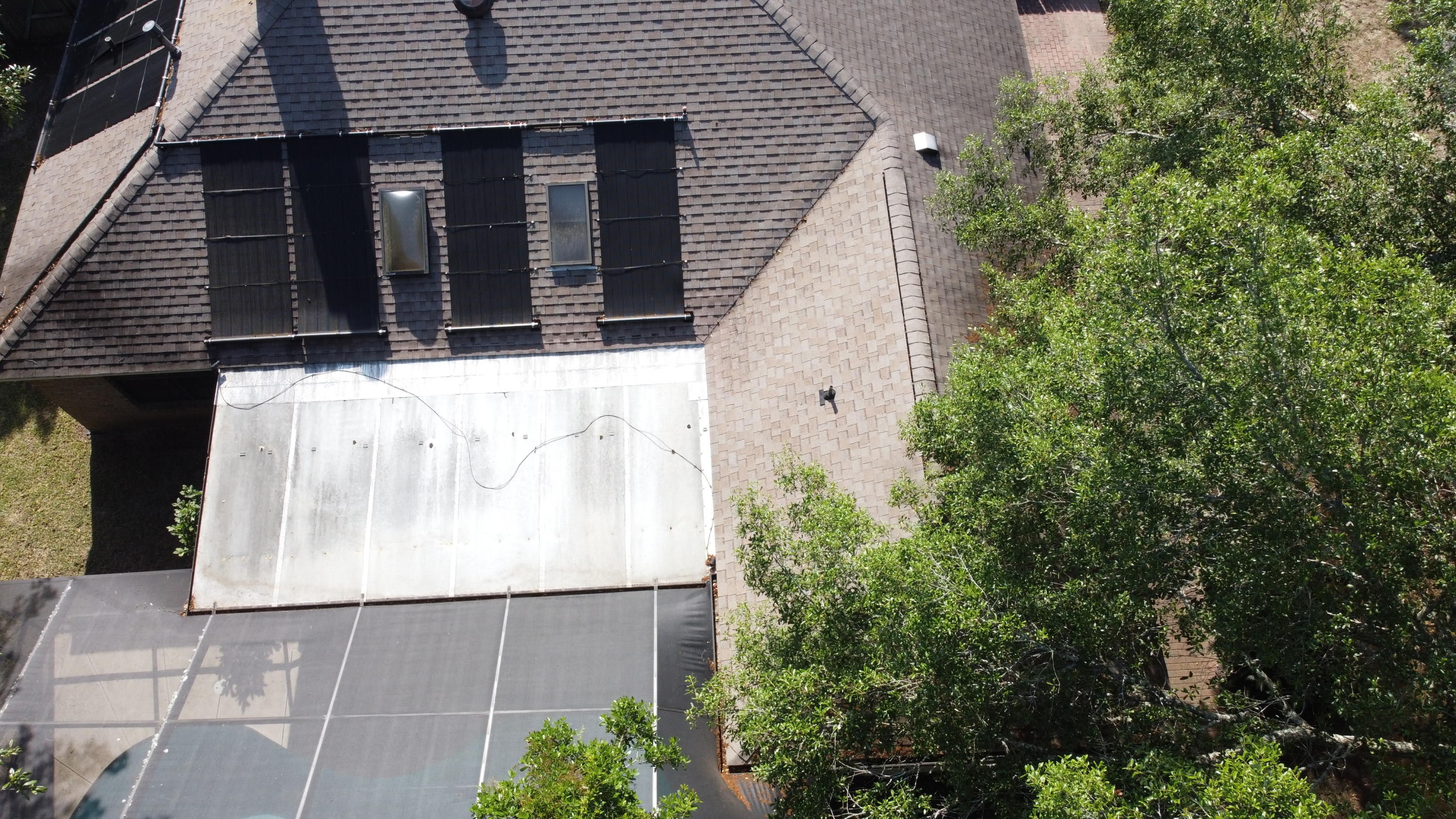 EDGEWATER VILLAGE - Residential