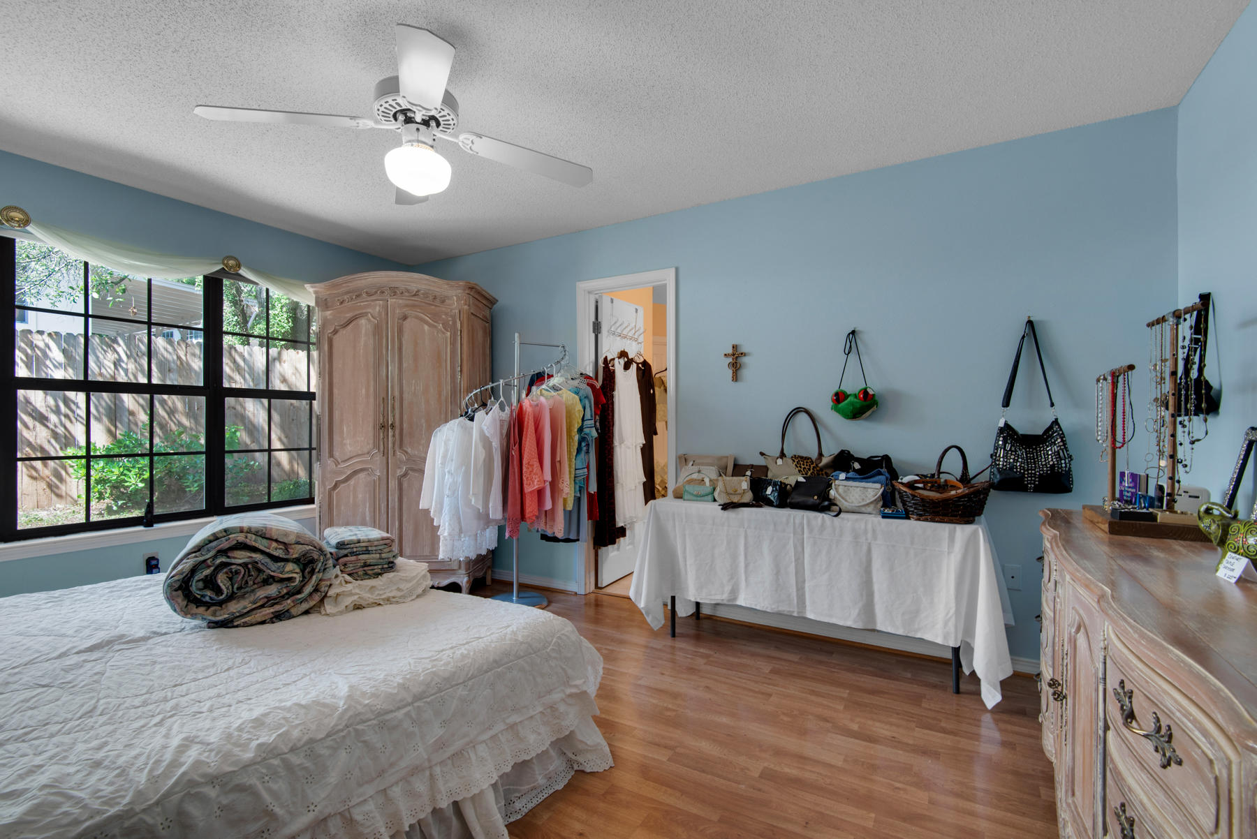 EDGEWATER VILLAGE - Residential