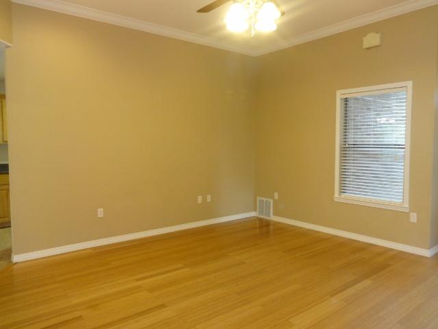 SPRING HOLLOW ESTATES - Residential Lease