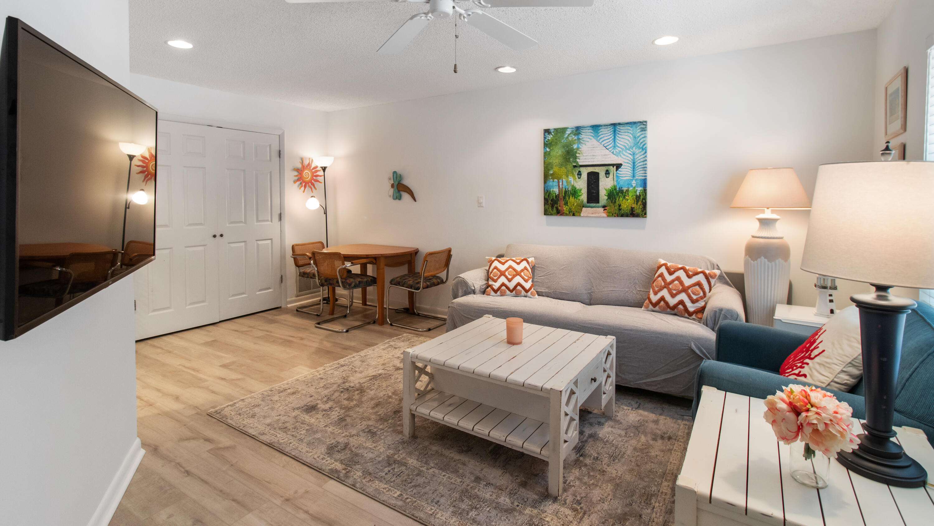 OLD FLORIDA COTTAGES - Residential