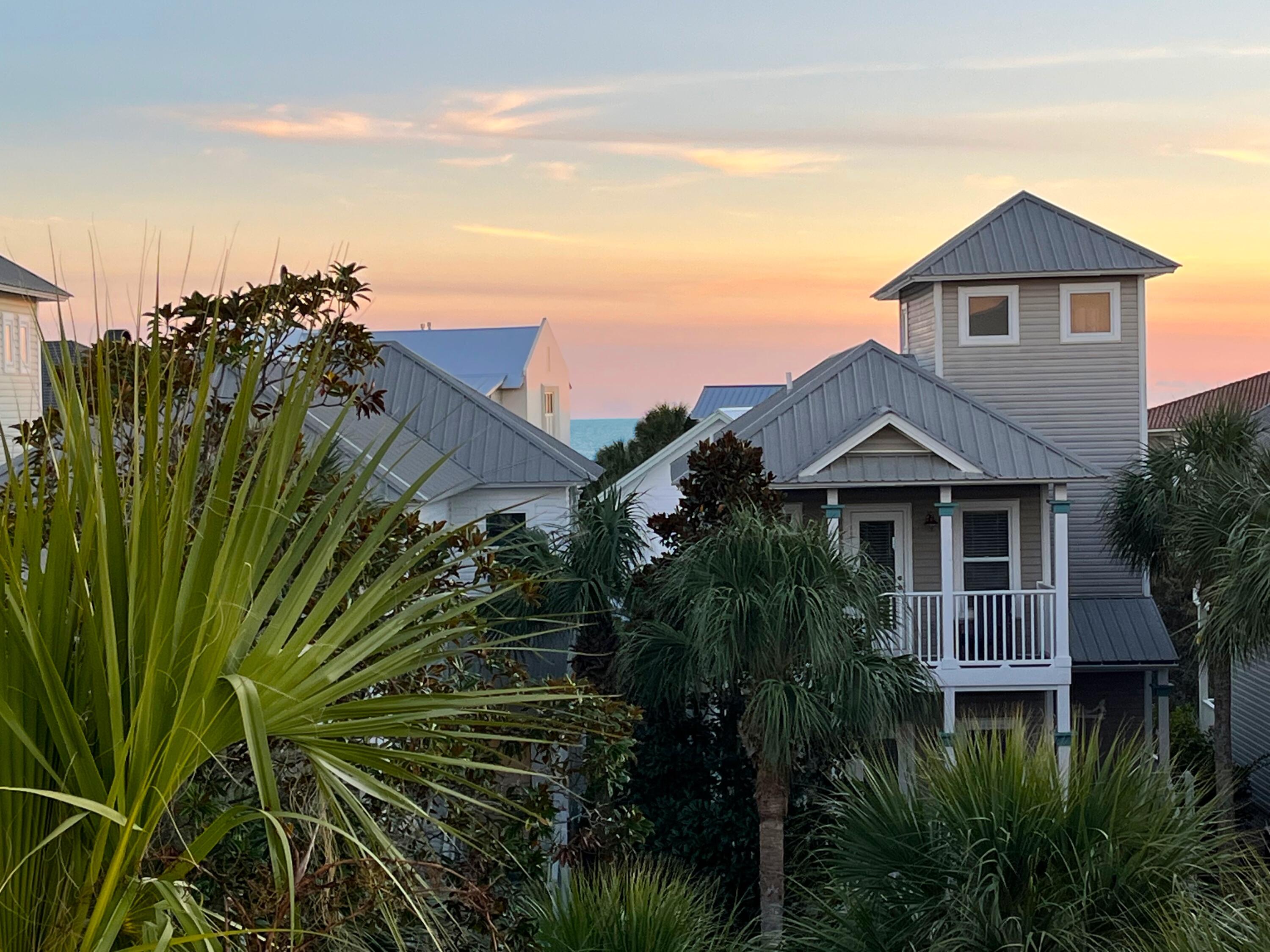 OLD FLORIDA COTTAGES - Residential