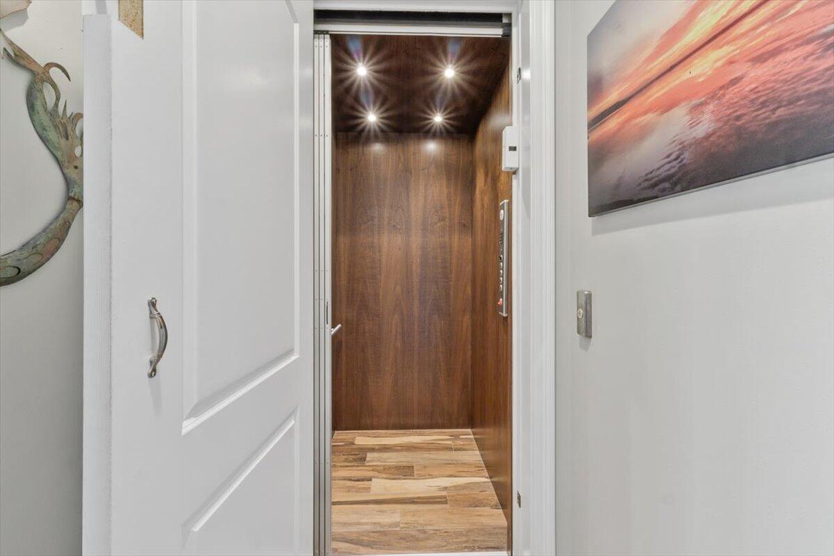 The Pointe - Residential