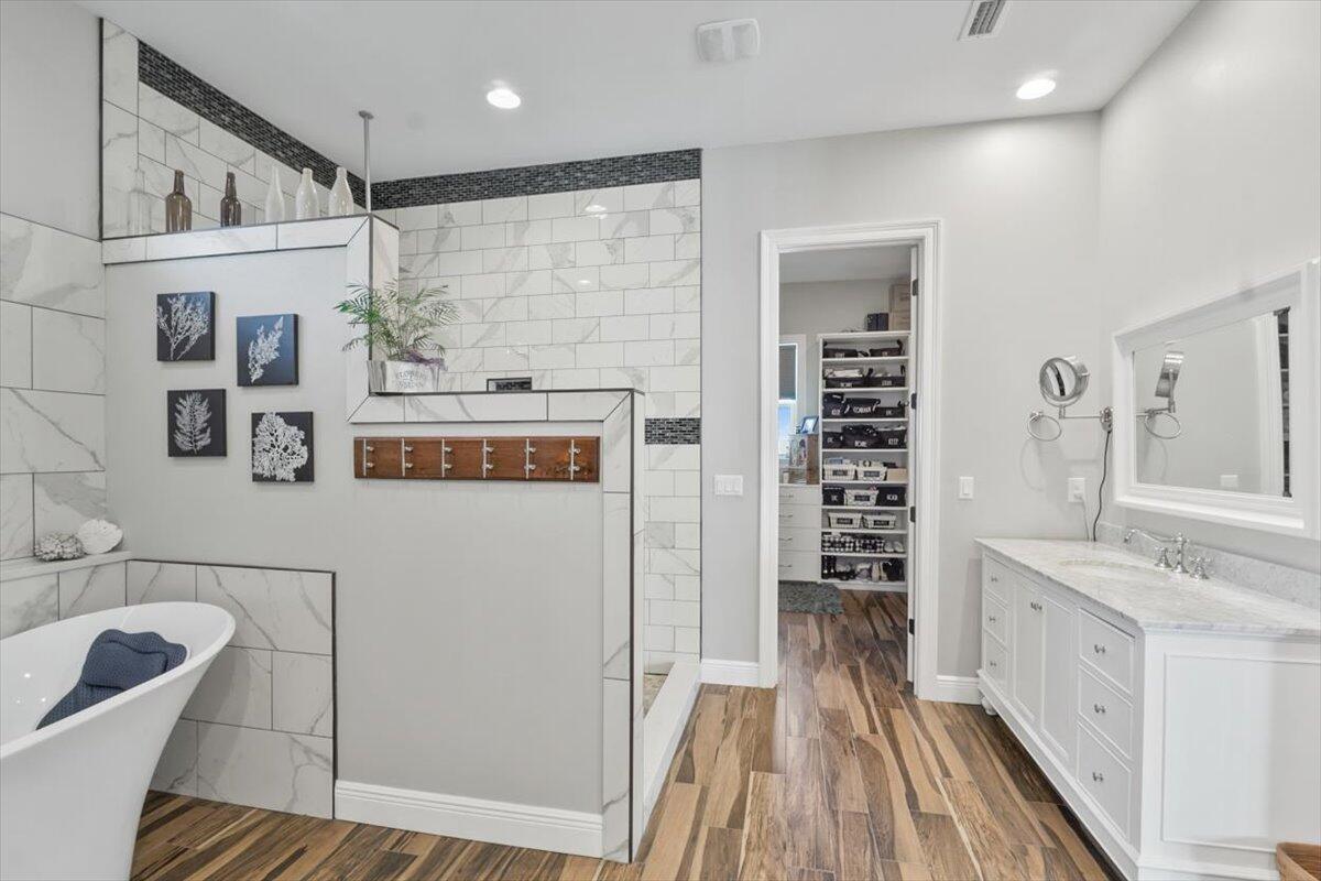 The Pointe - Residential