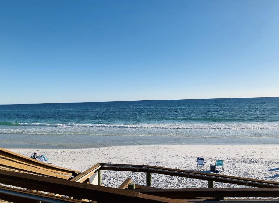 SANDPIPER COVE - Residential