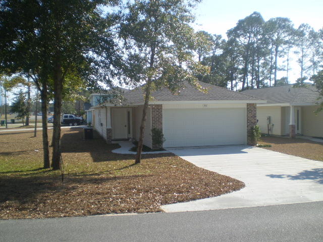 PORT DIXIE - Residential Lease
