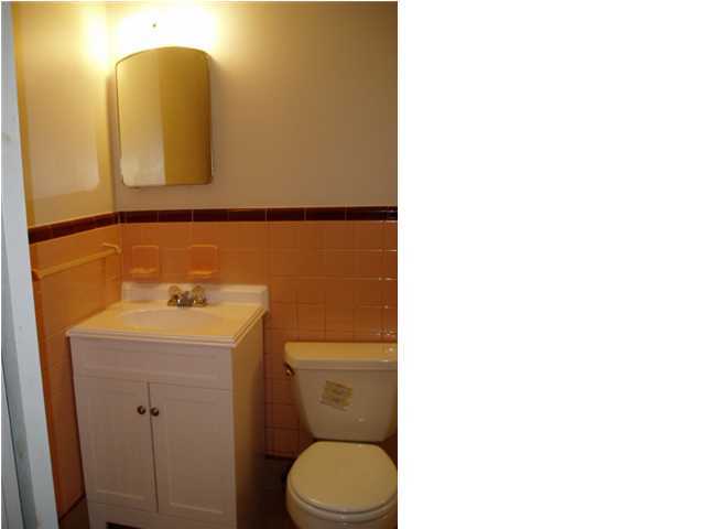 SANTA MARKELLA - Residential Lease