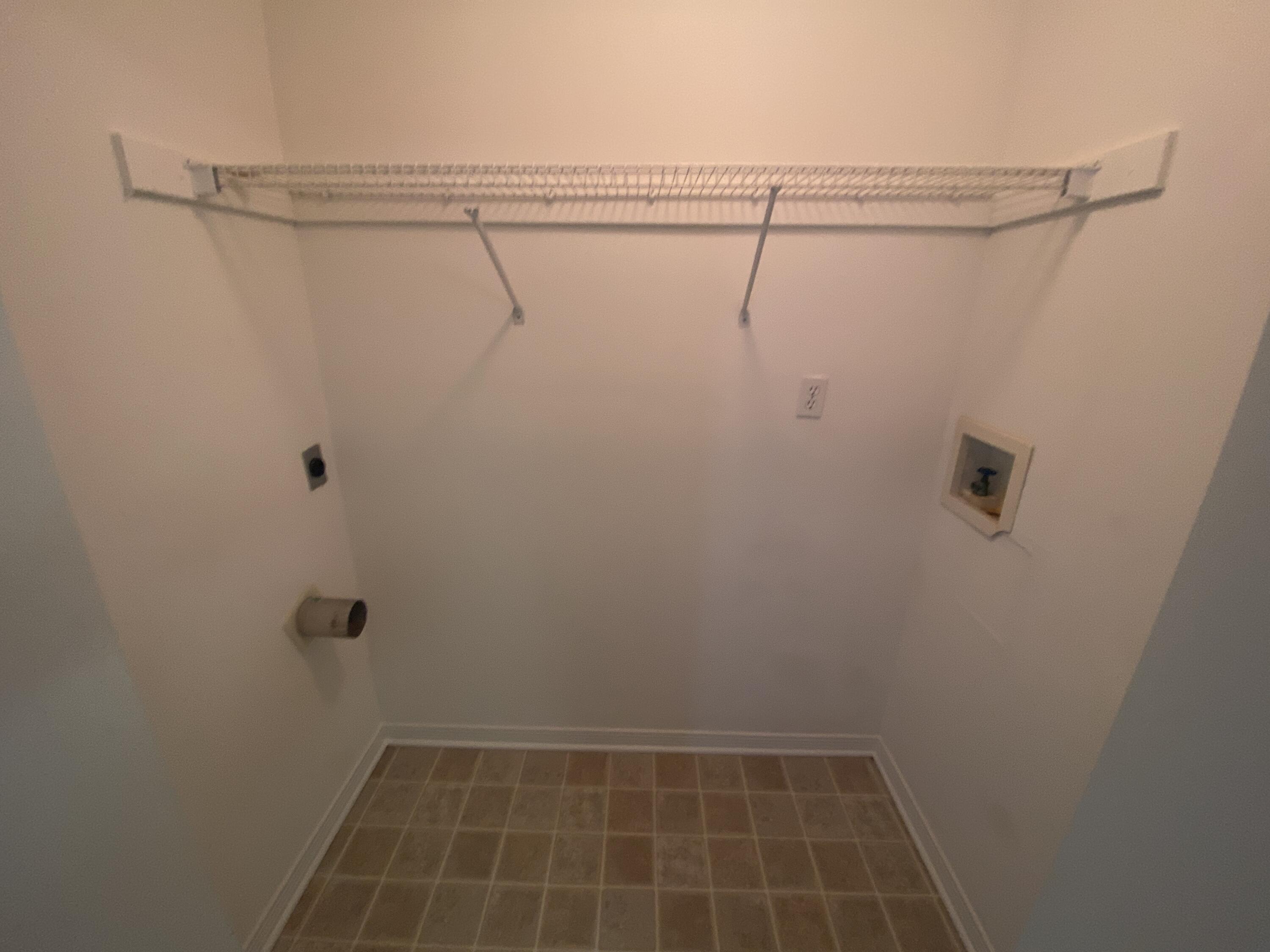 COURTLAND TERRACE T/H - Residential Lease