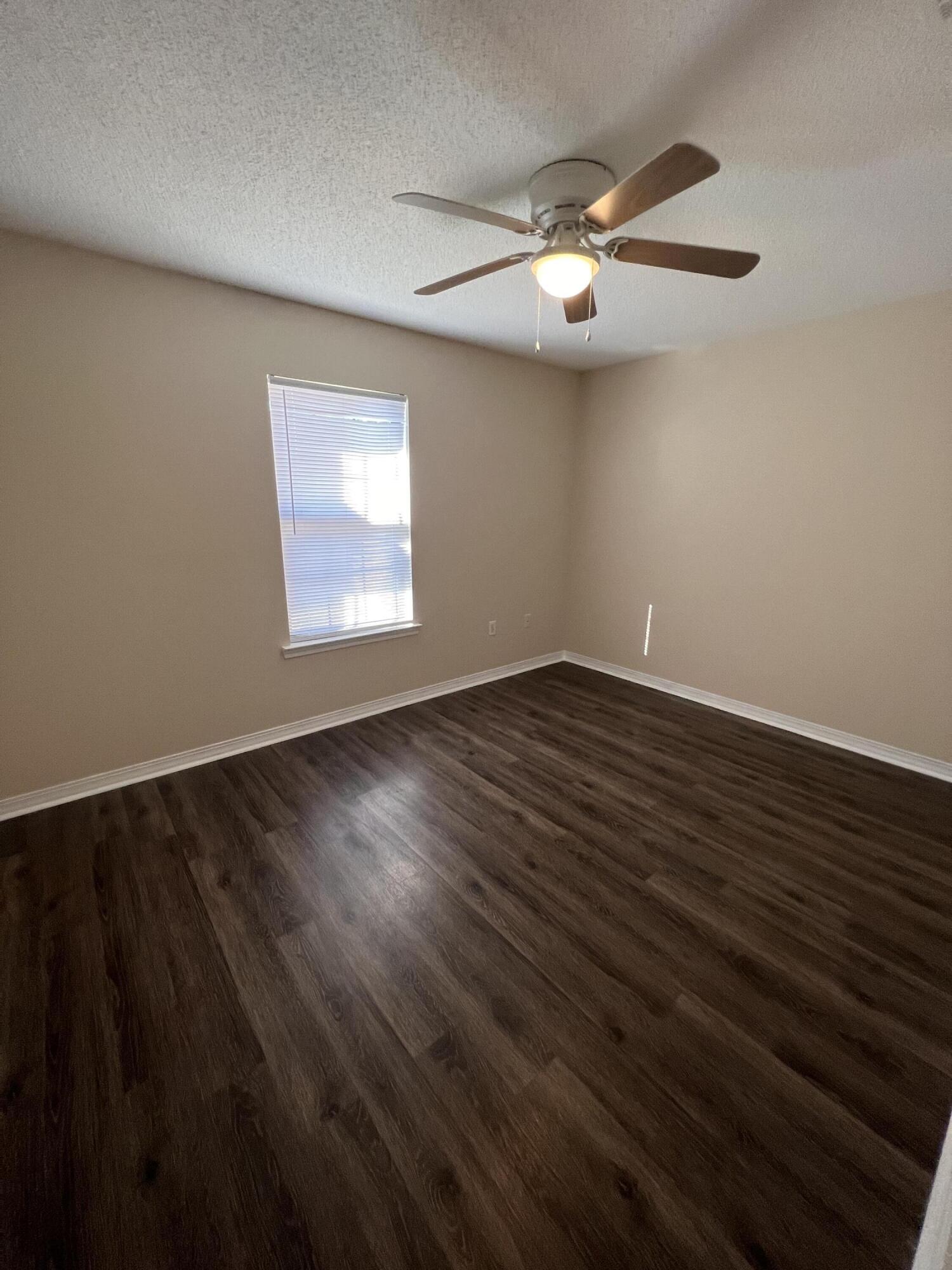 METES & BOUNDS - Residential Lease
