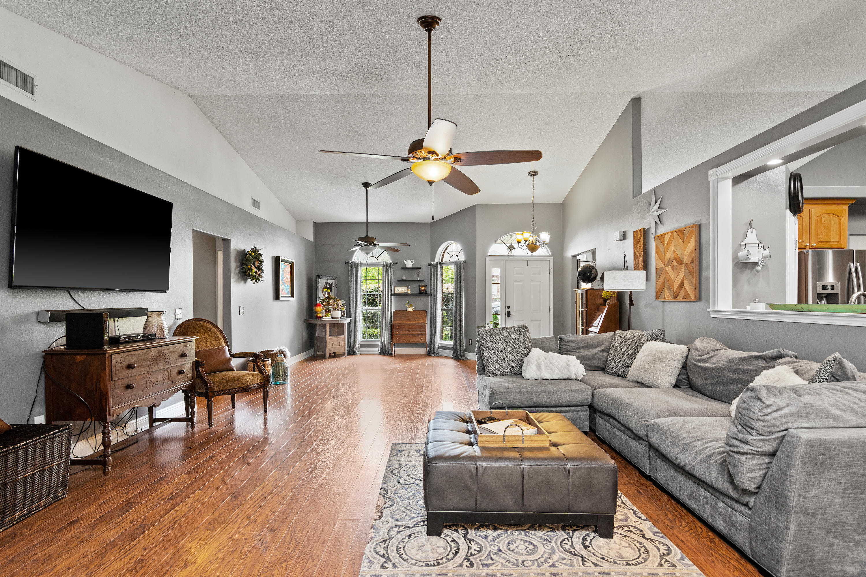 FOX VALLEY - Residential