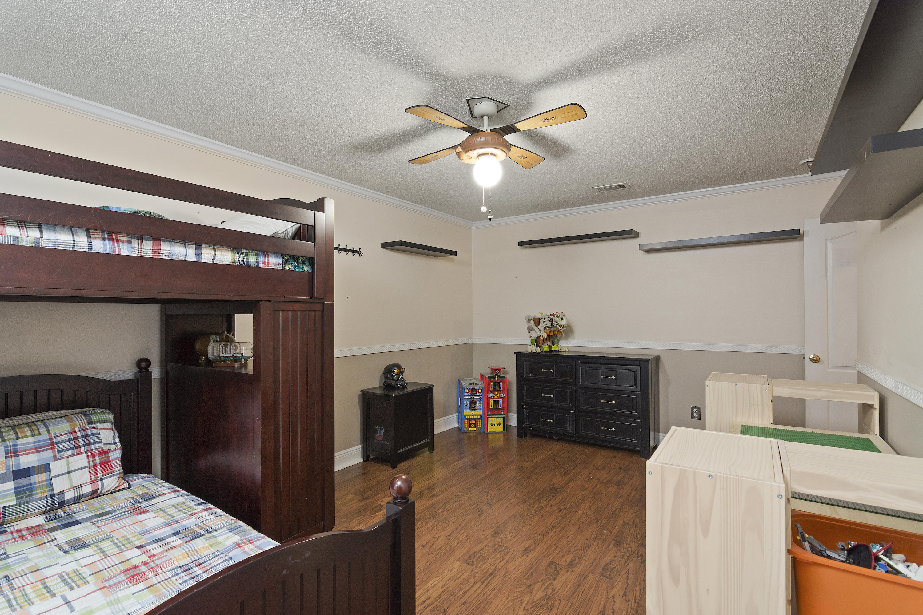 FOX VALLEY - Residential