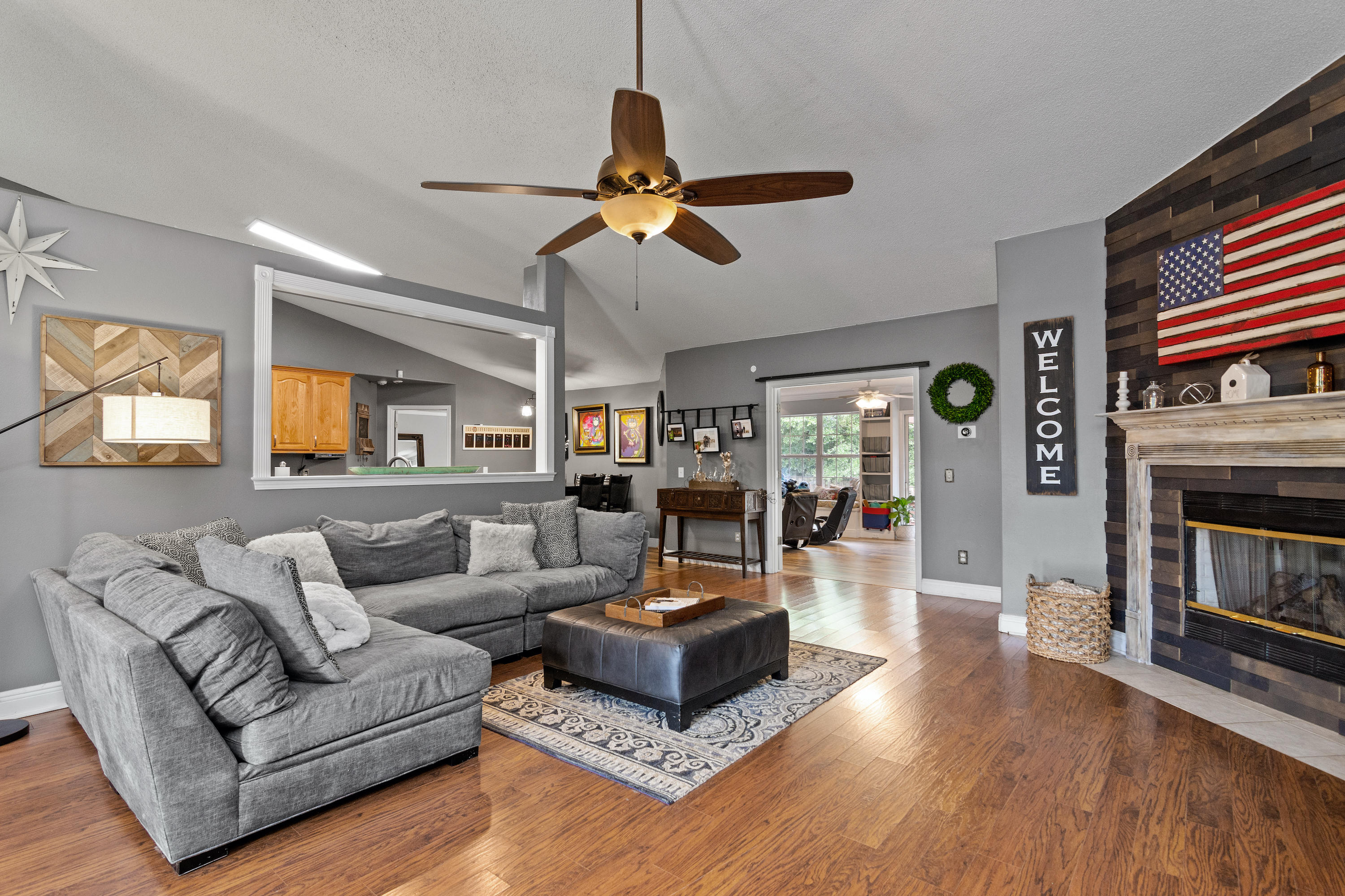 FOX VALLEY - Residential