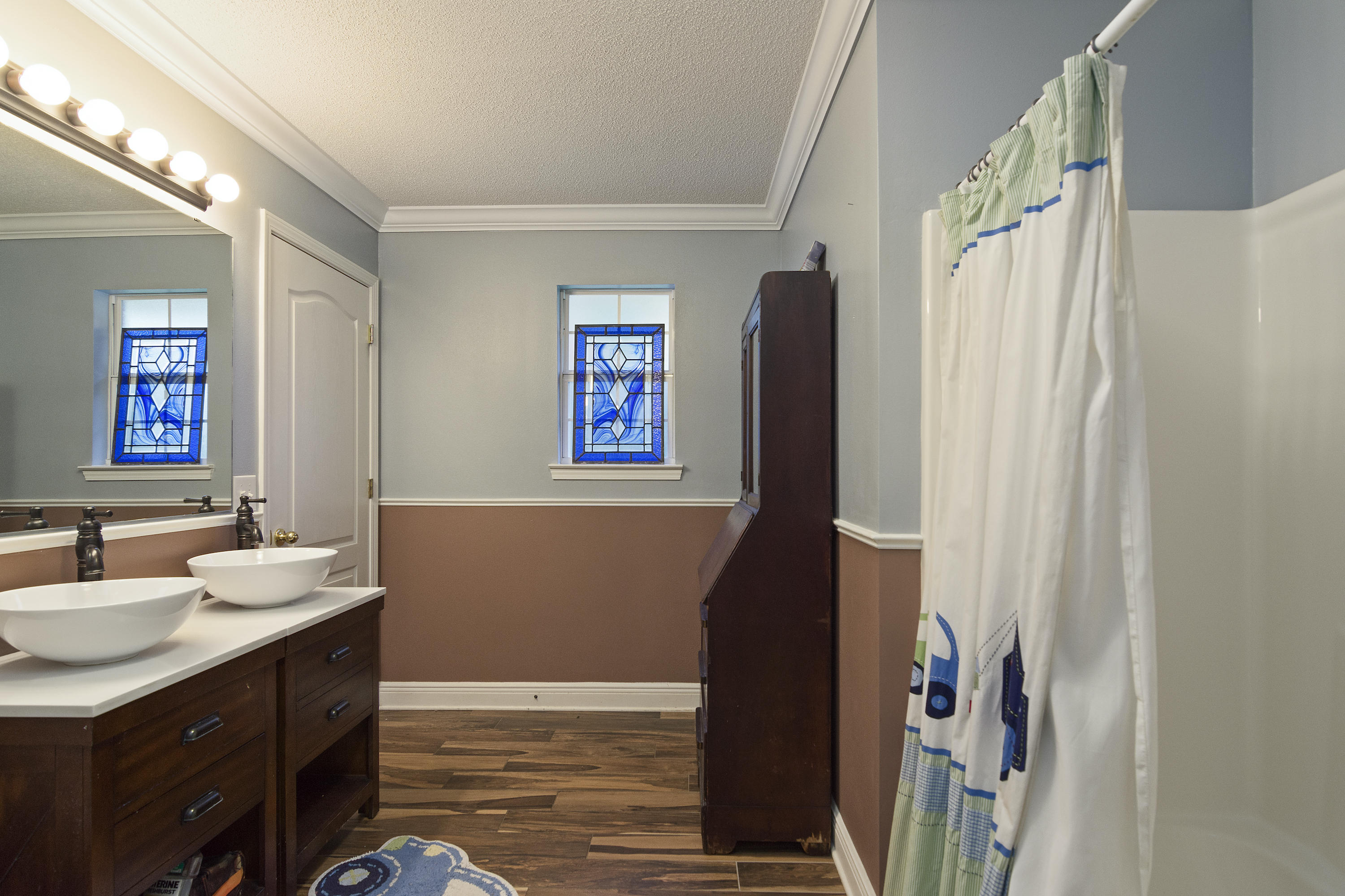 FOX VALLEY - Residential