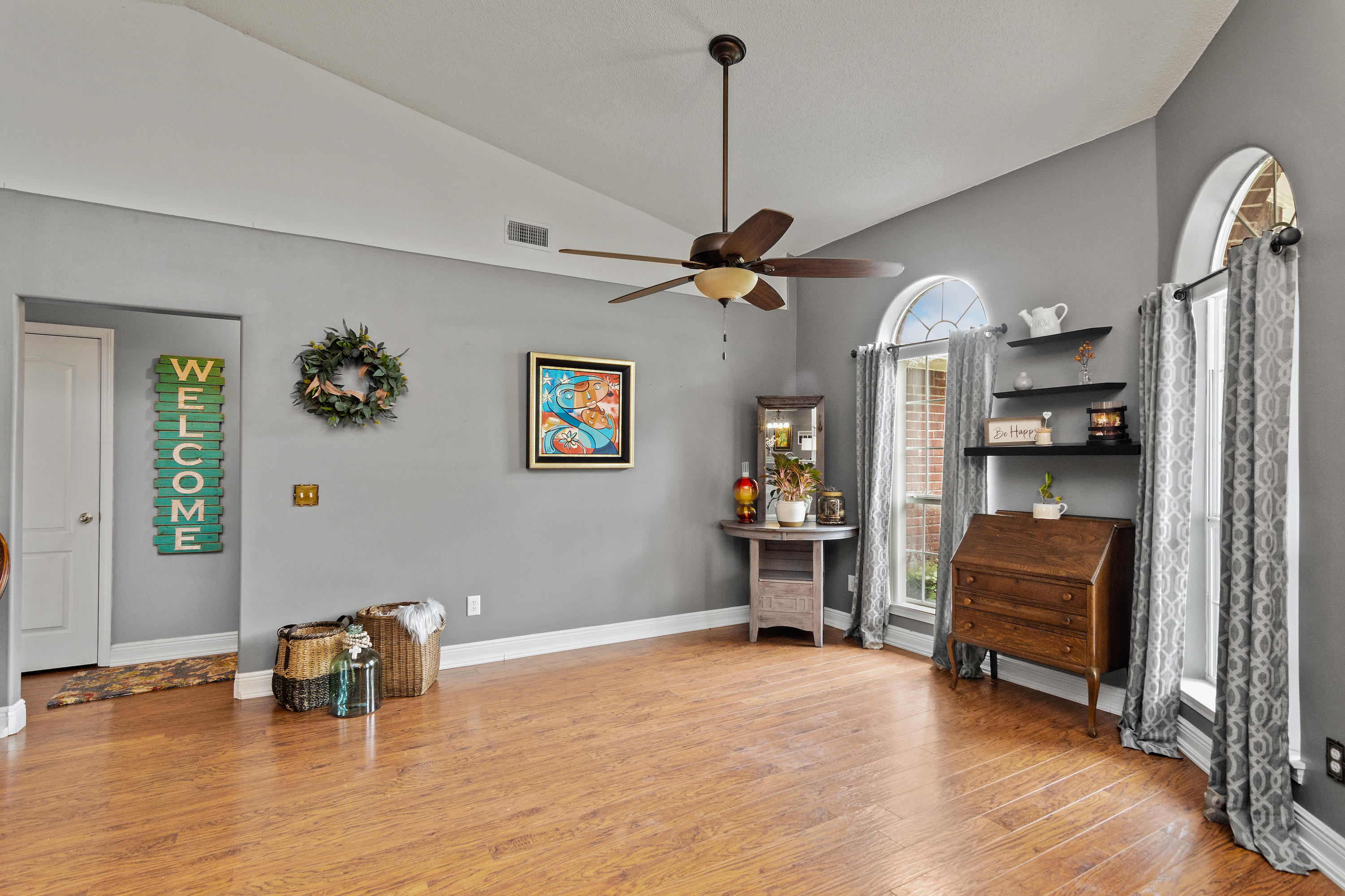 FOX VALLEY - Residential