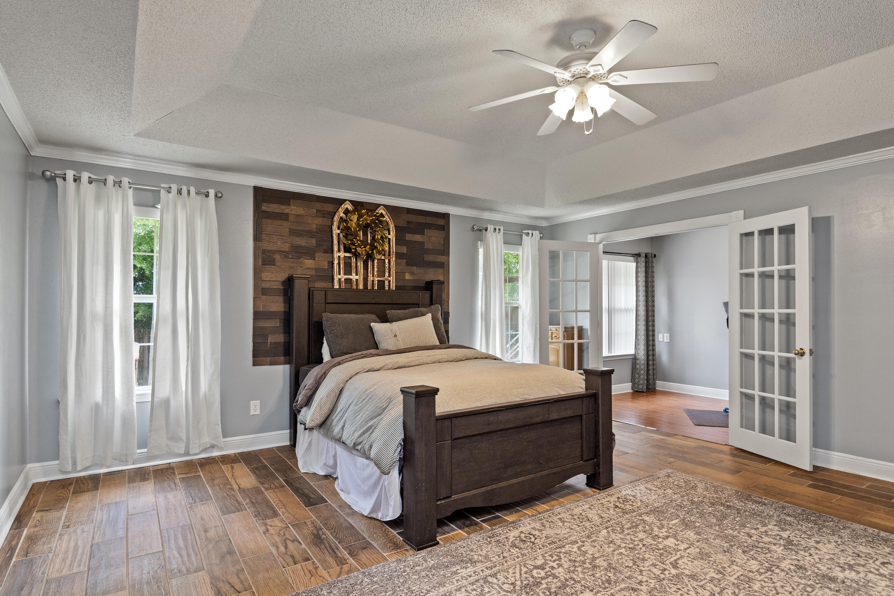 FOX VALLEY - Residential