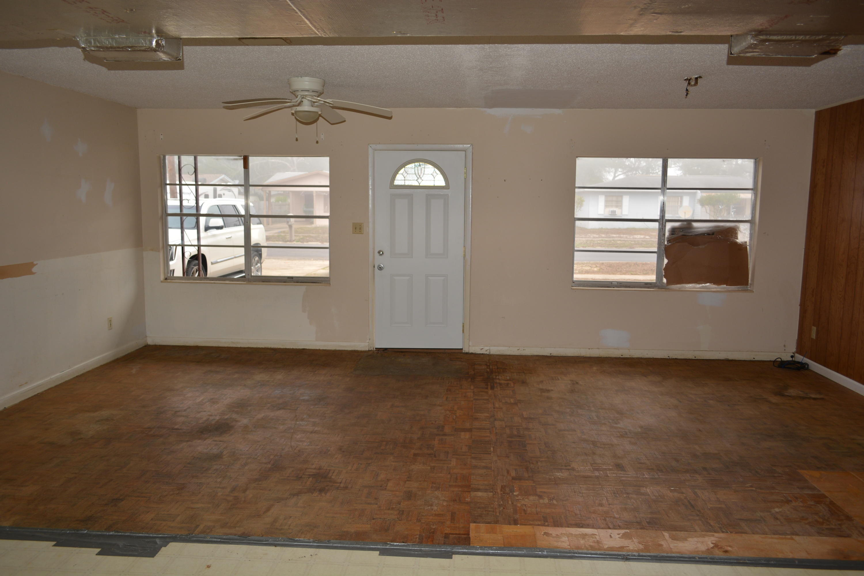 GARNIERS BEACH 6TH - Residential