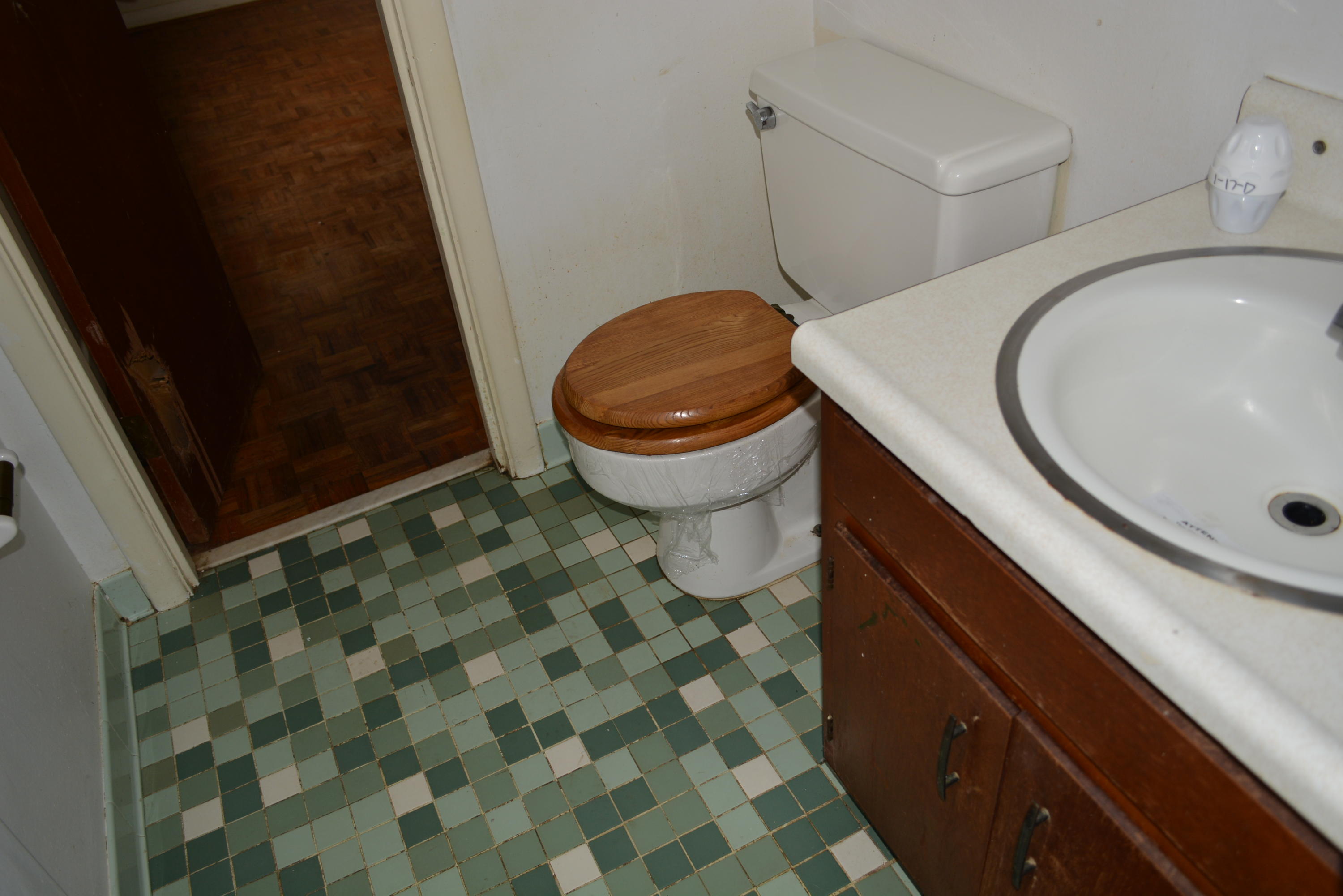 GARNIERS BEACH 6TH - Residential