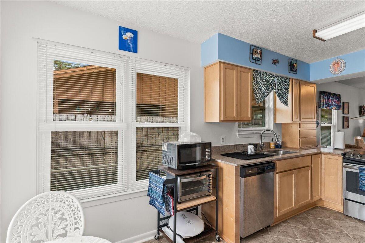 PORT DIXIE PATIO HOMES - Residential