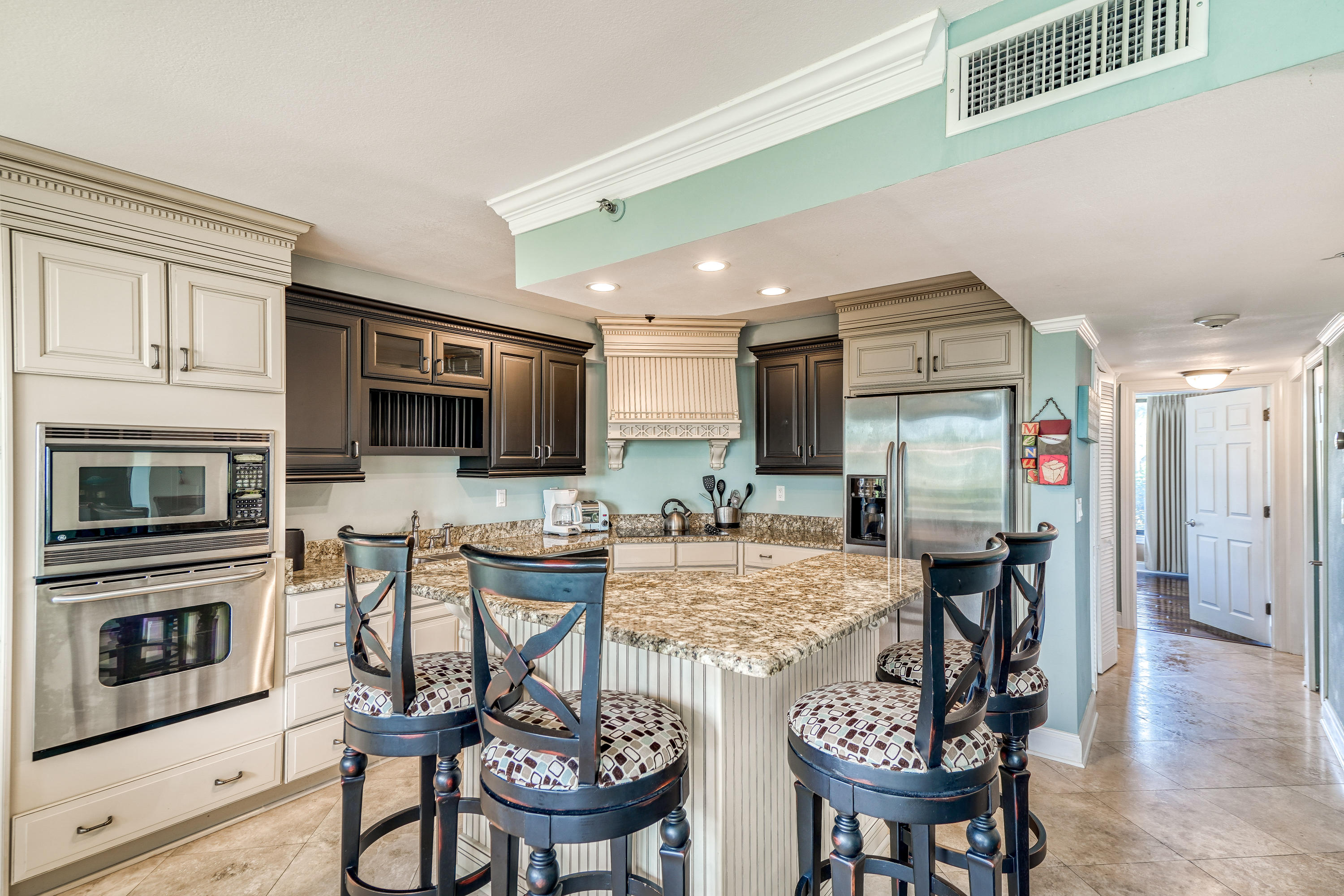 BEACHSIDE 1 CONDO - Residential