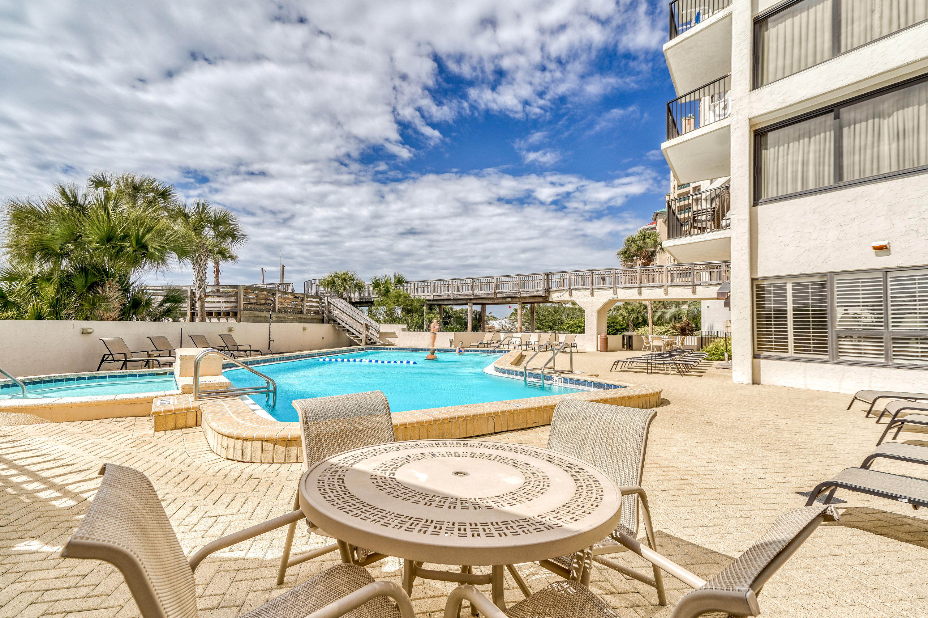 BEACHSIDE 1 CONDO - Residential