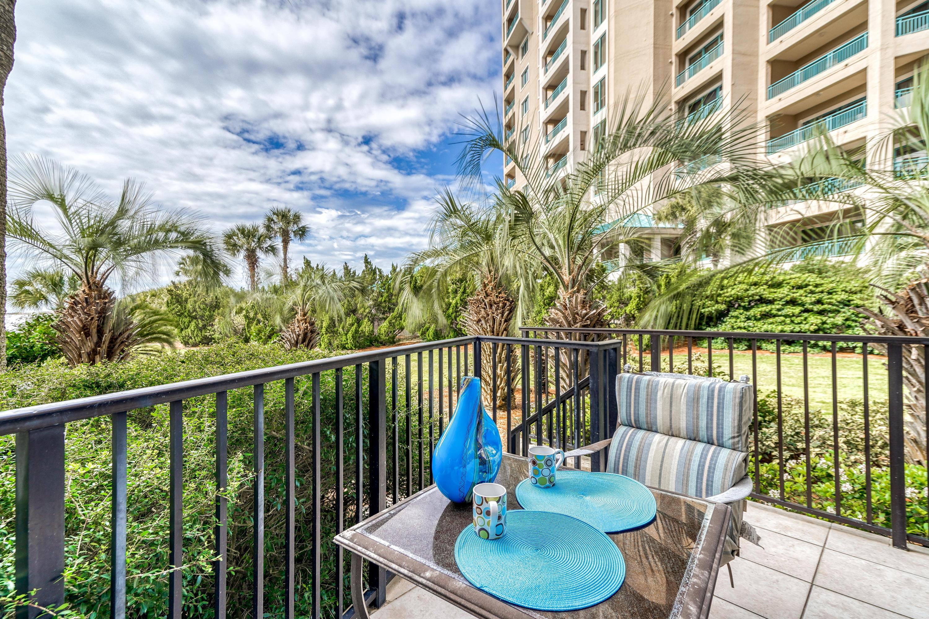 BEACHSIDE 1 CONDO - Residential