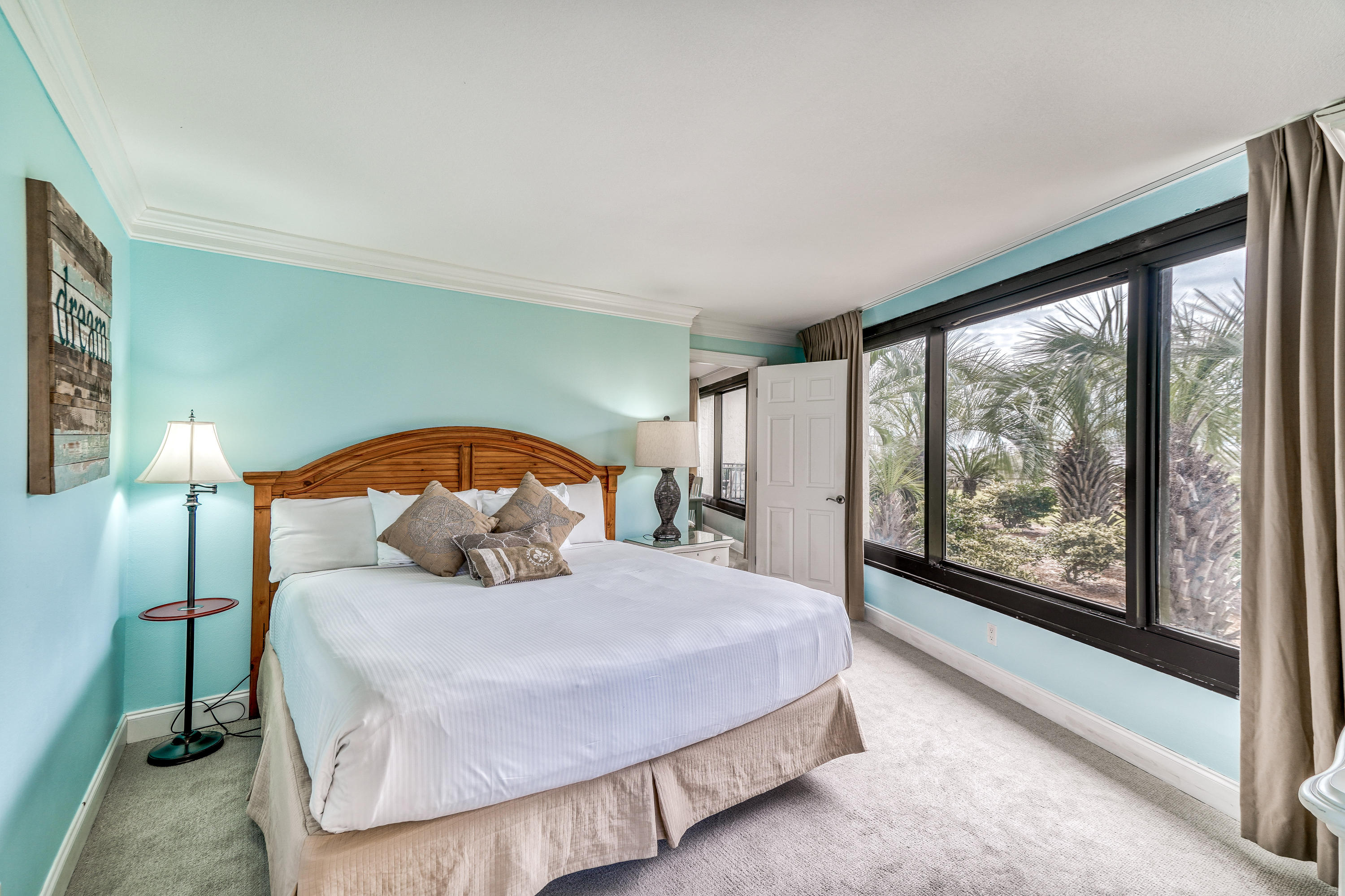 BEACHSIDE 1 CONDO - Residential