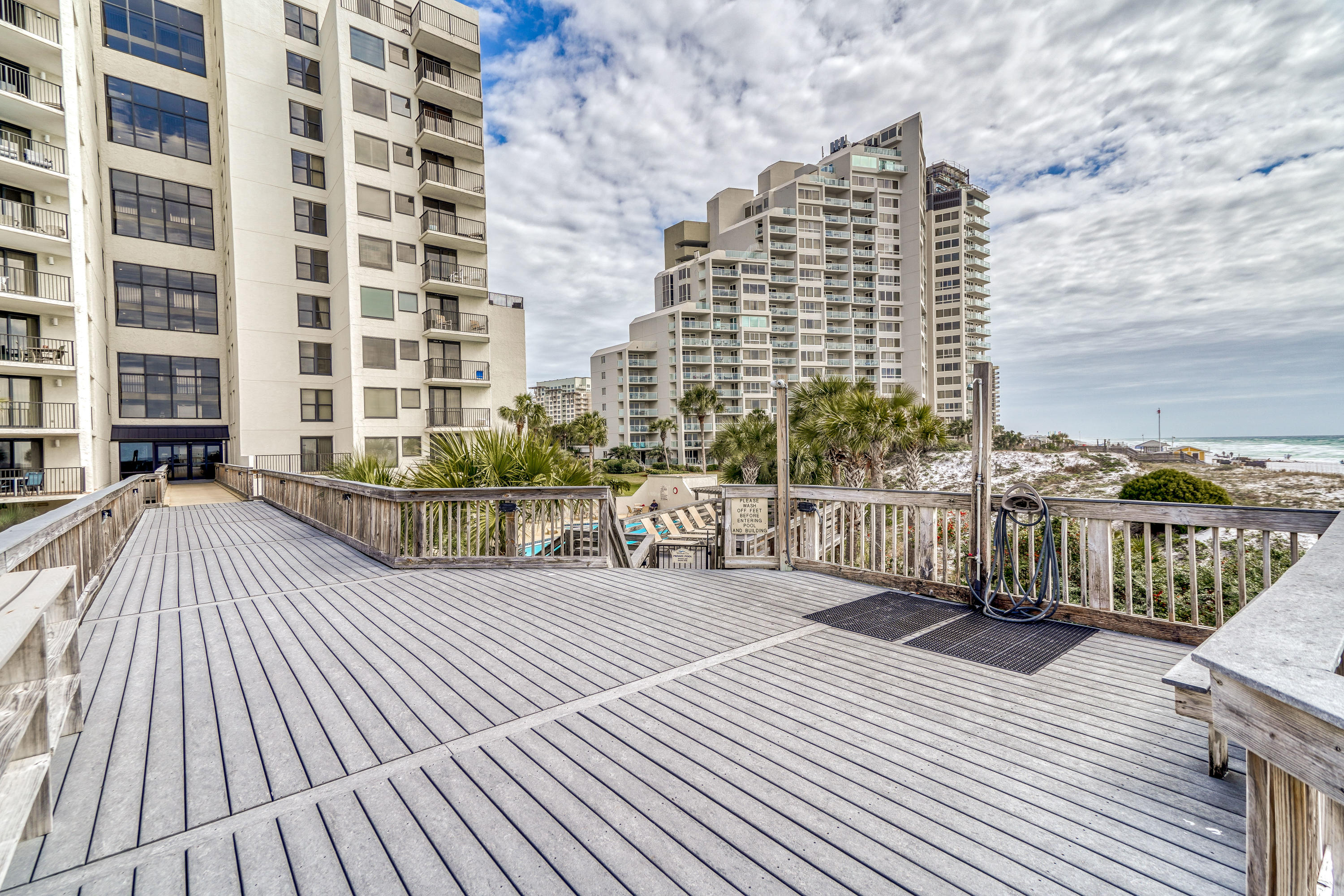 BEACHSIDE 1 CONDO - Residential