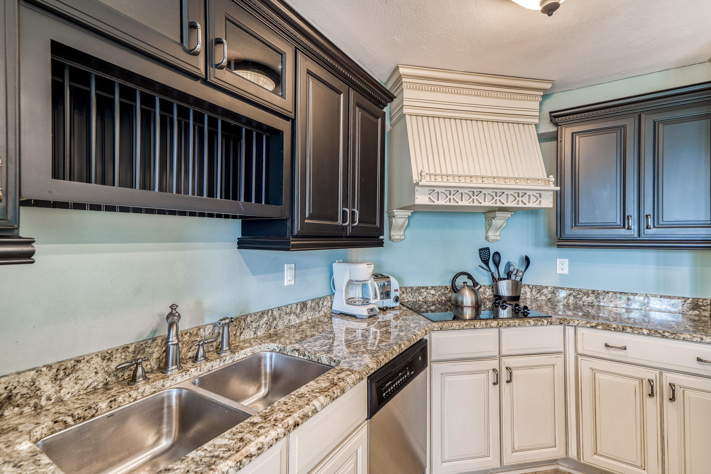 BEACHSIDE 1 CONDO - Residential