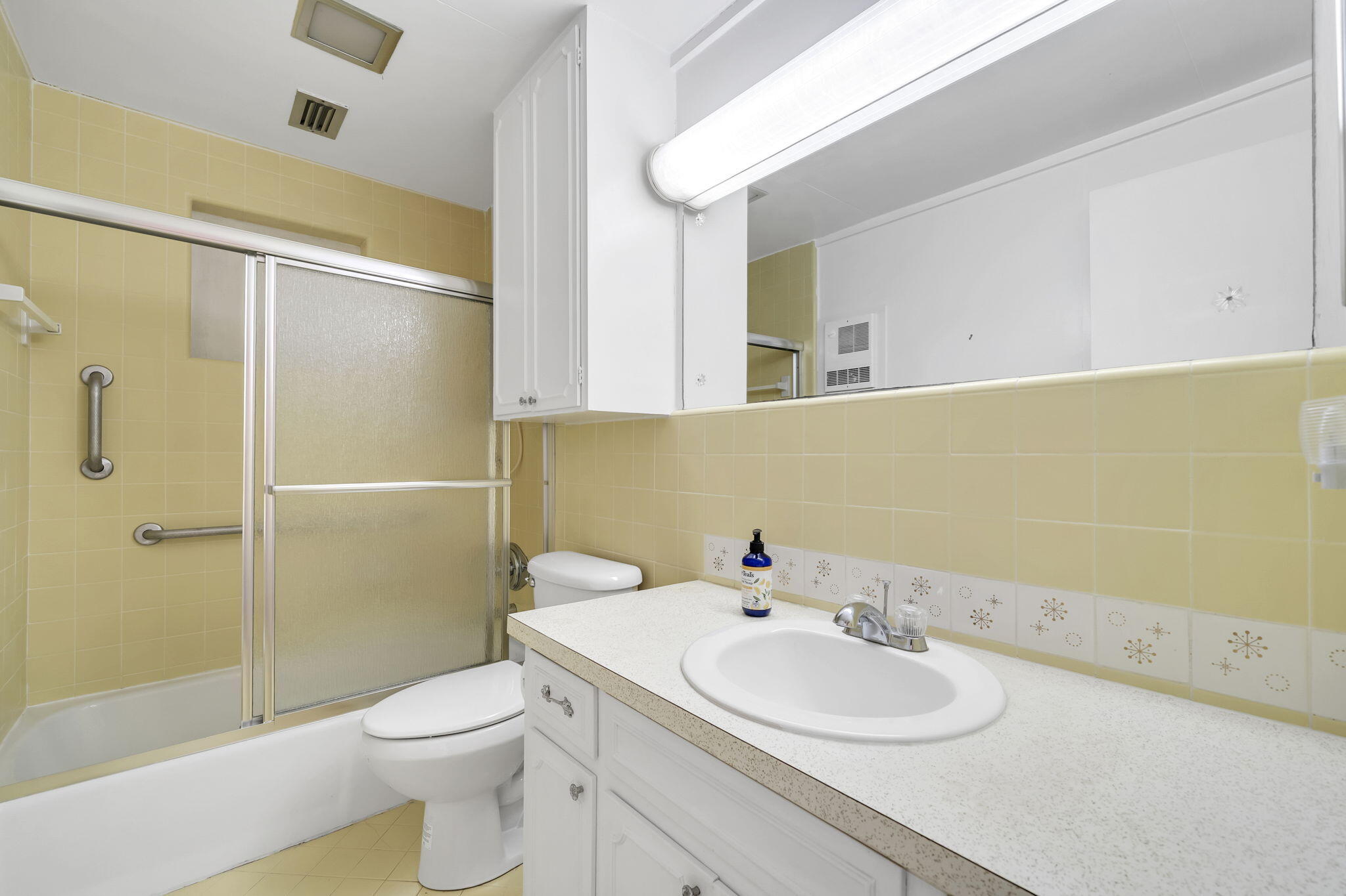 FOUR MILE VILLAGE - Residential