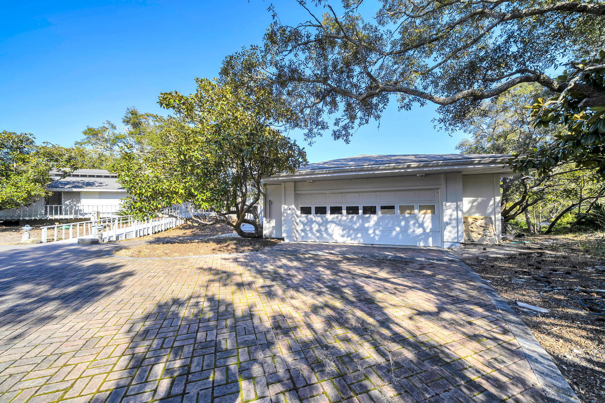 FOUR MILE VILLAGE - Residential