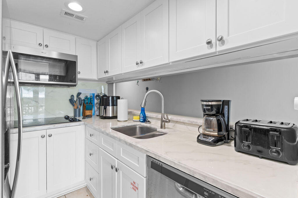 SUNBIRD CONDO - Residential