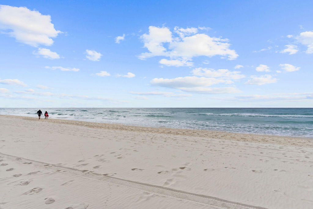 SUNBIRD CONDO - Residential