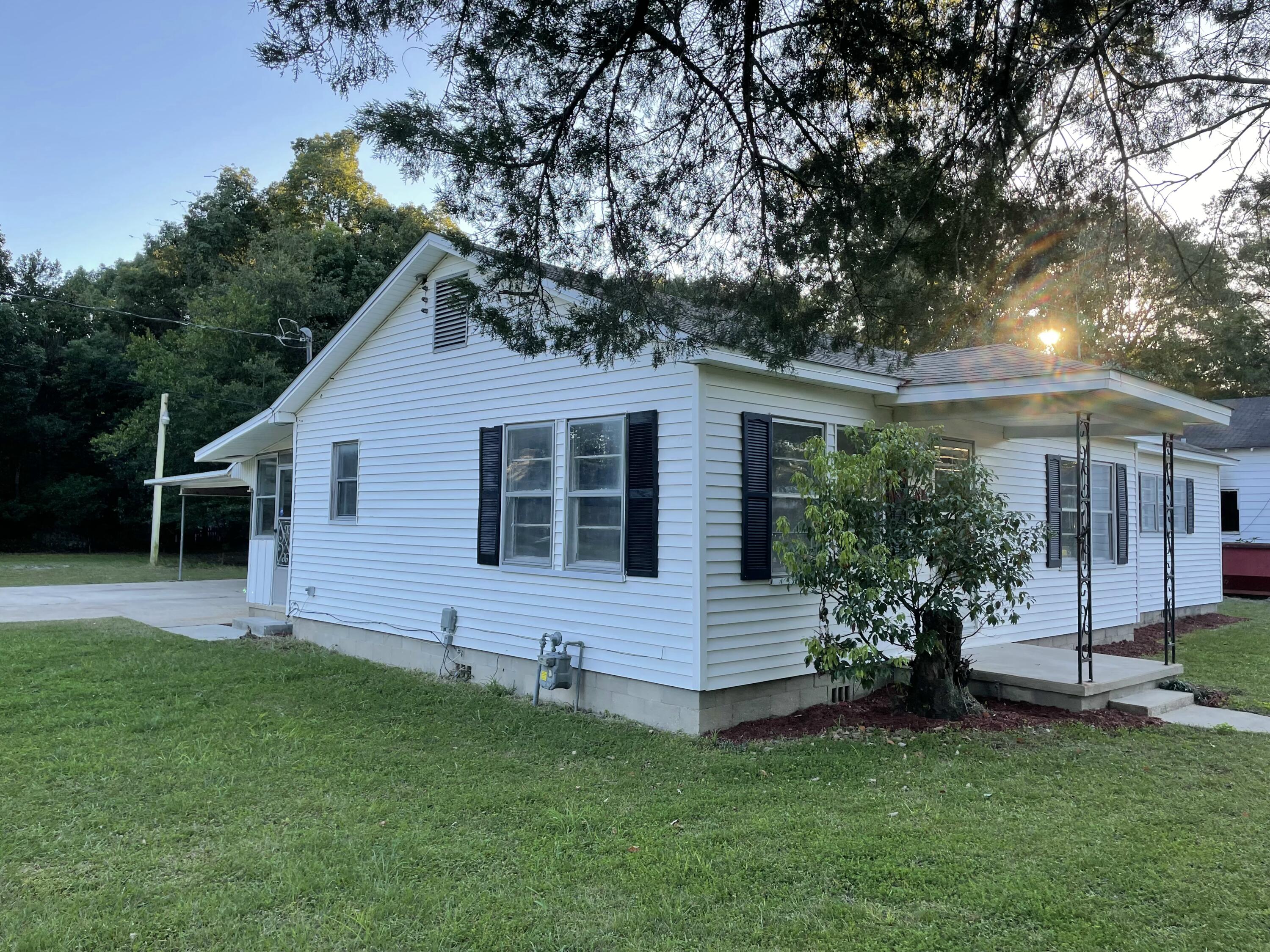 D.L.Campbell - Residential