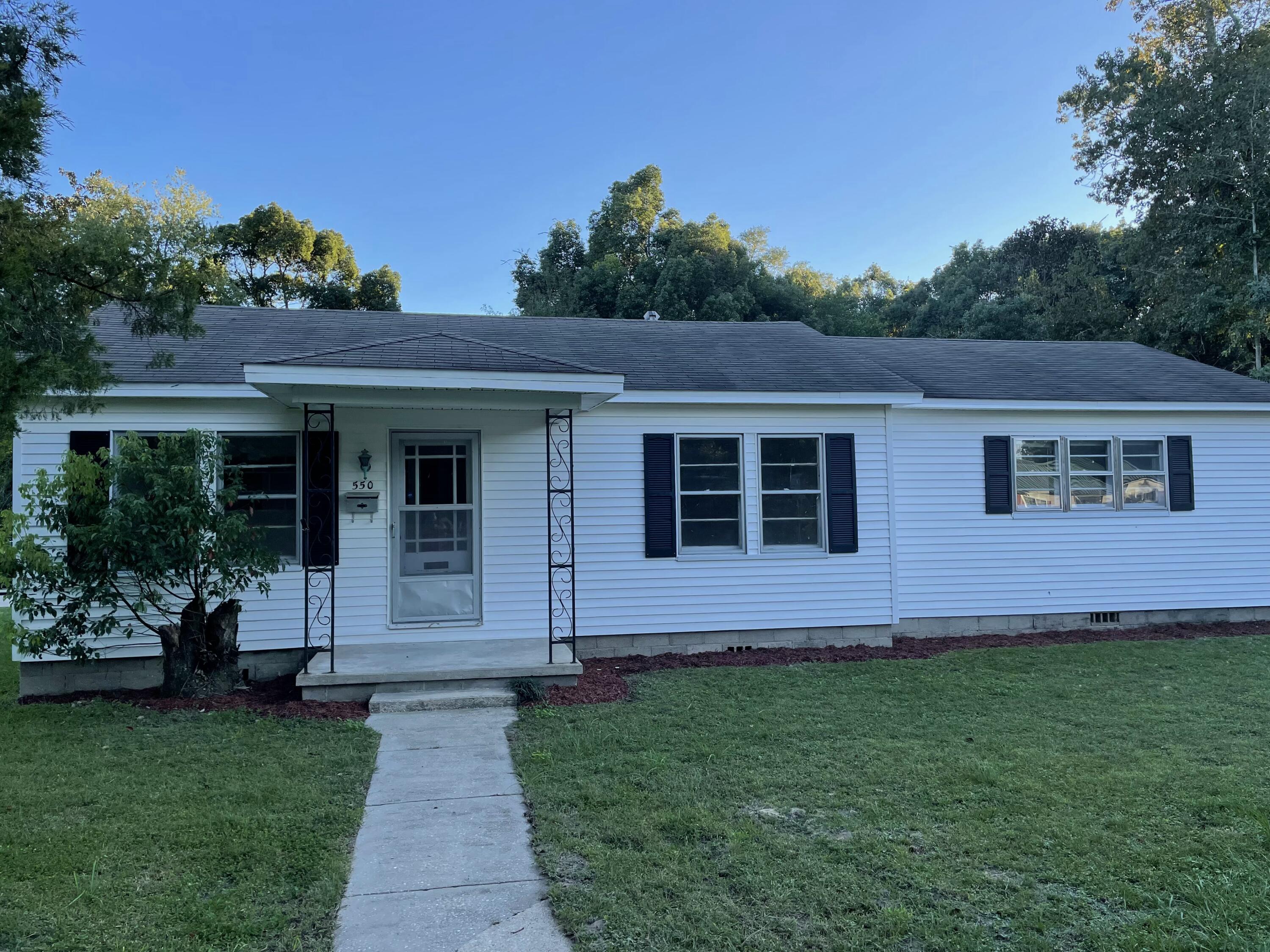 D.L.Campbell - Residential