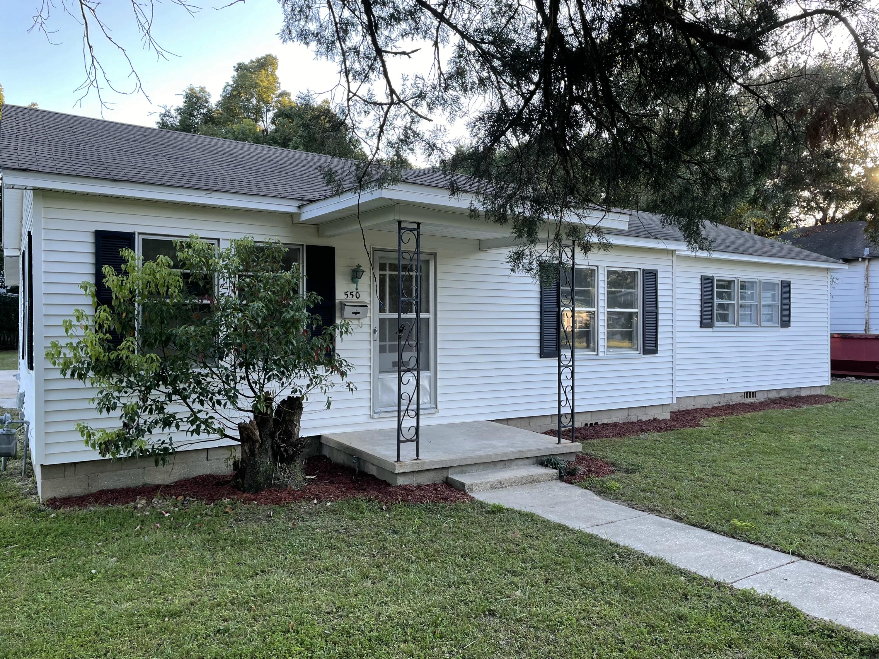 D.L.Campbell - Residential