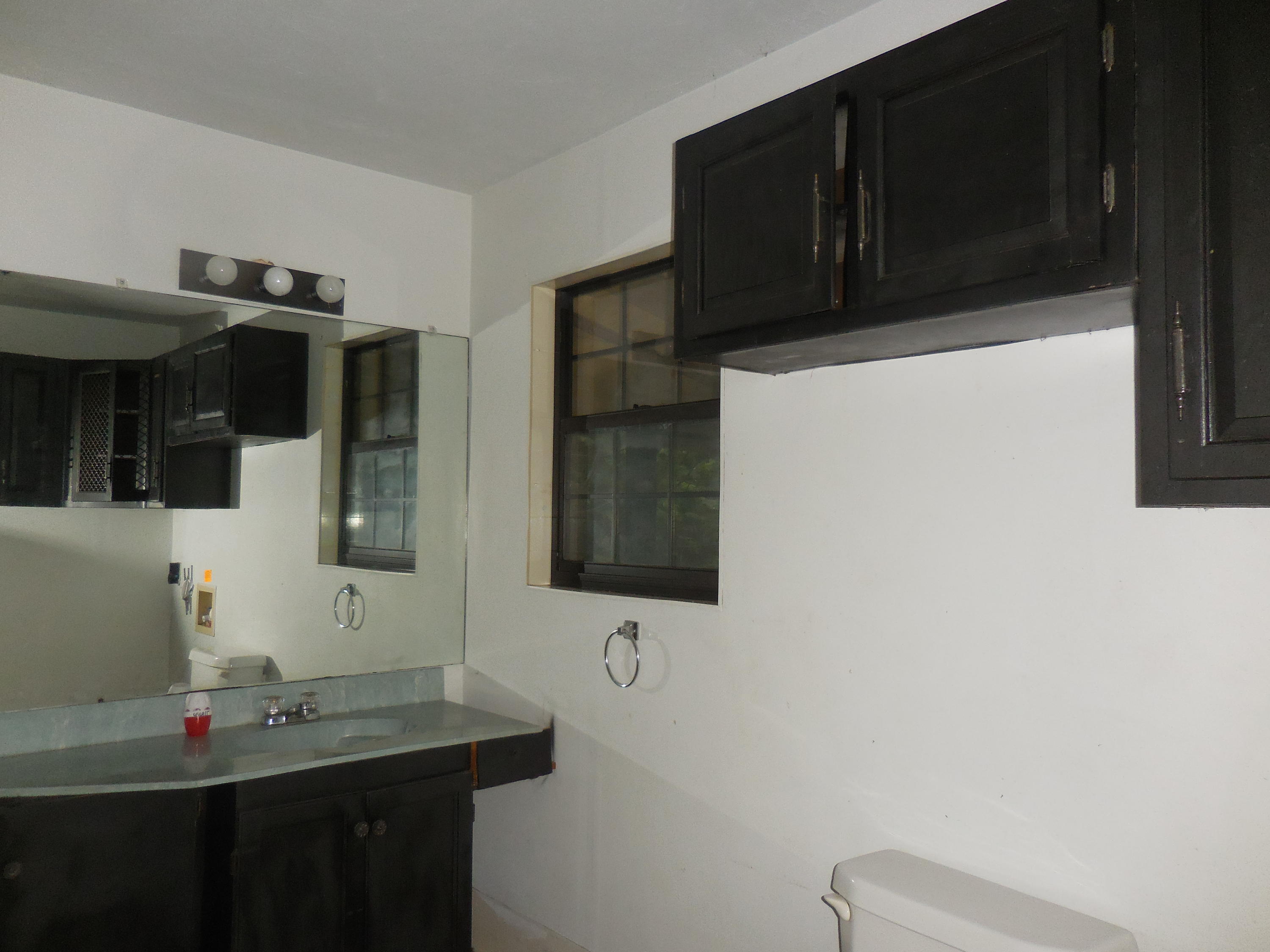 NAVARRE S/D 2ND ADDN - Residential