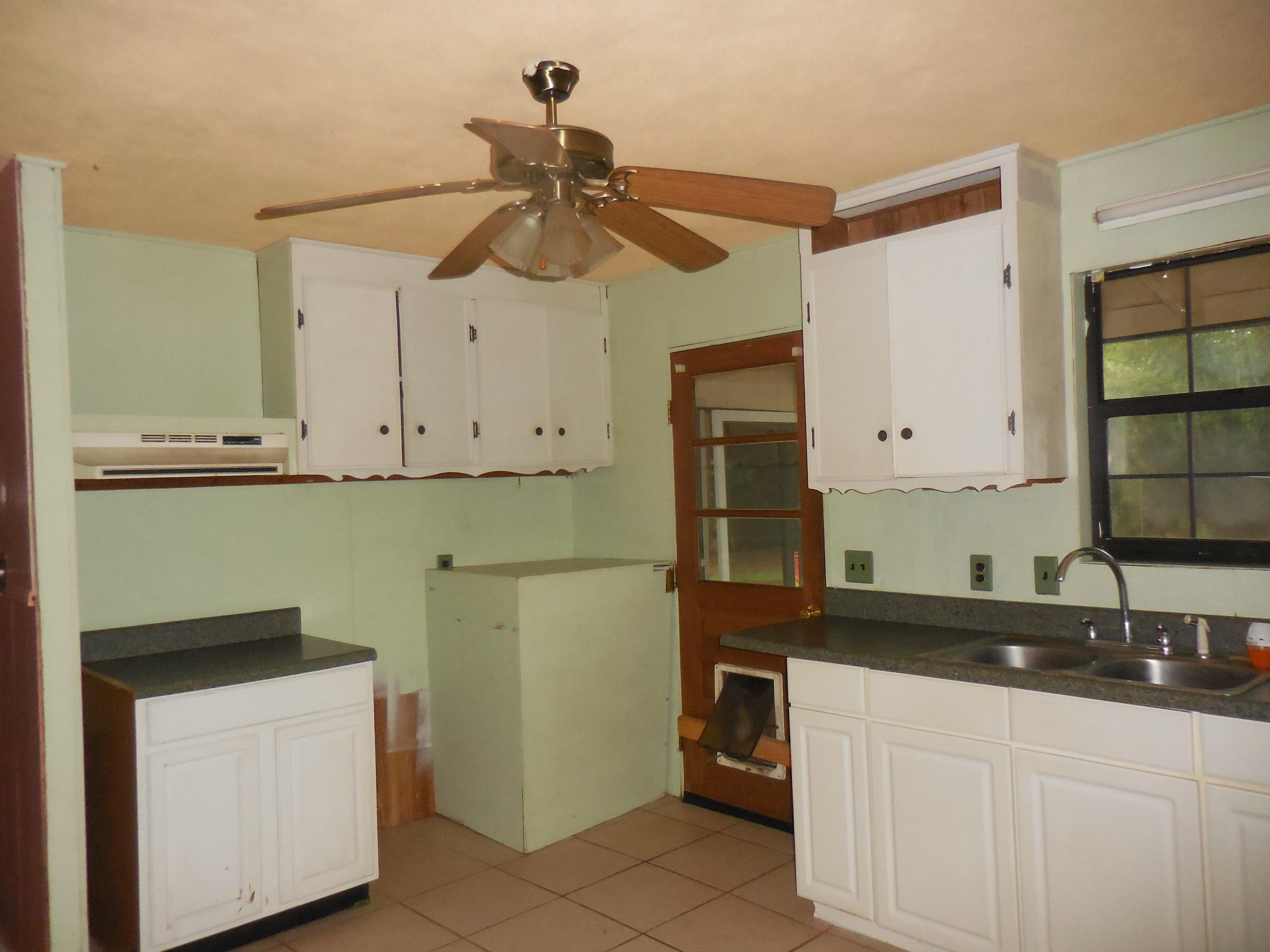 NAVARRE S/D 2ND ADDN - Residential