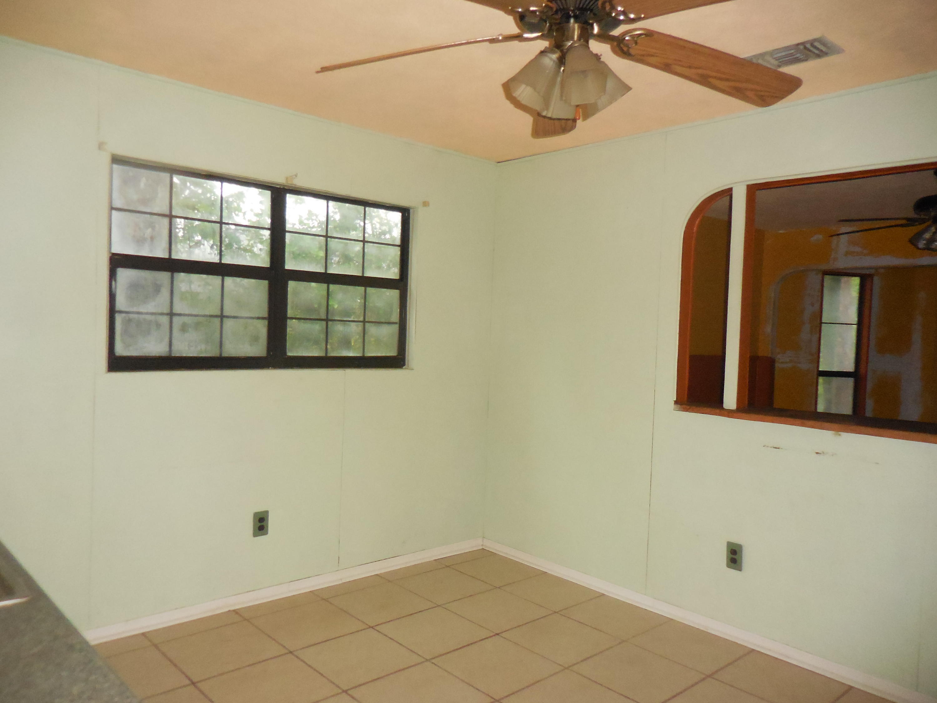 NAVARRE S/D 2ND ADDN - Residential