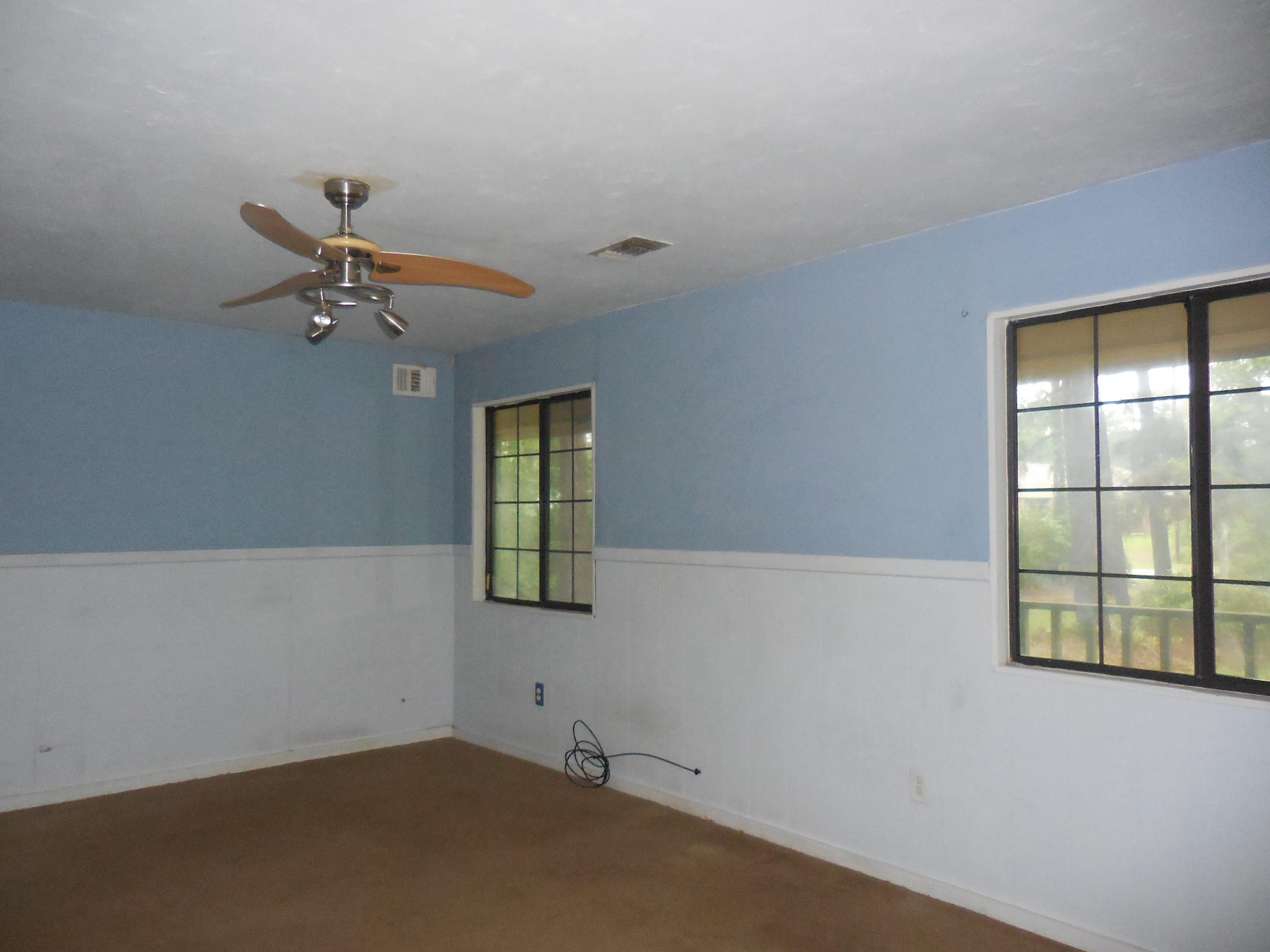 NAVARRE S/D 2ND ADDN - Residential