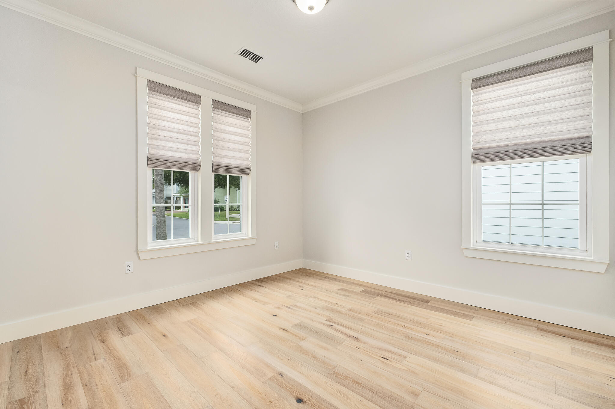 TURTLE COVE - Residential