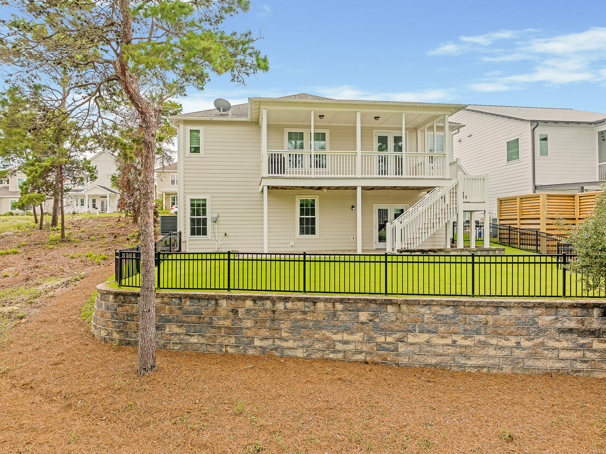 TURTLE COVE - Residential